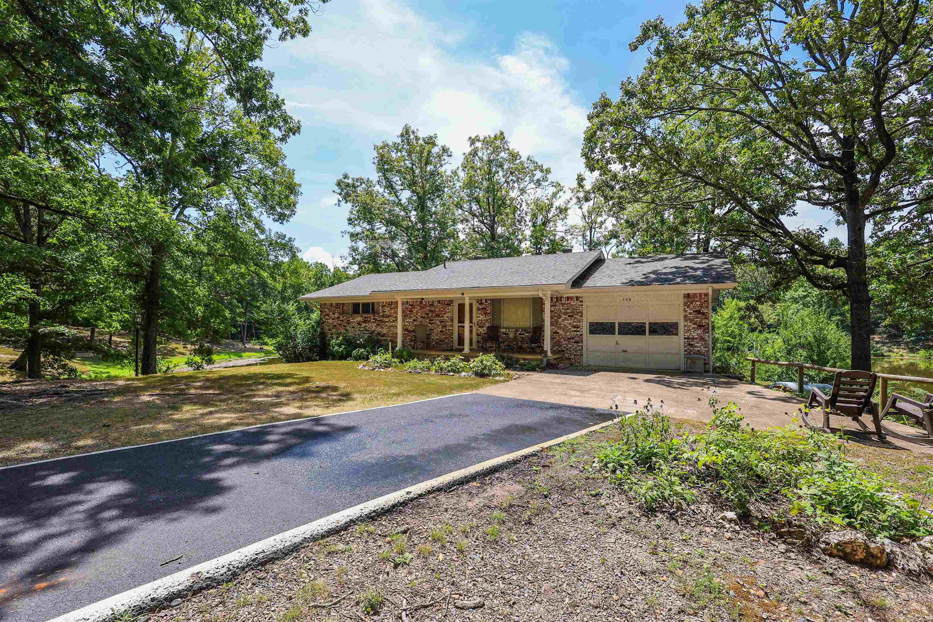 178 Bearce Circle Property Photo 3