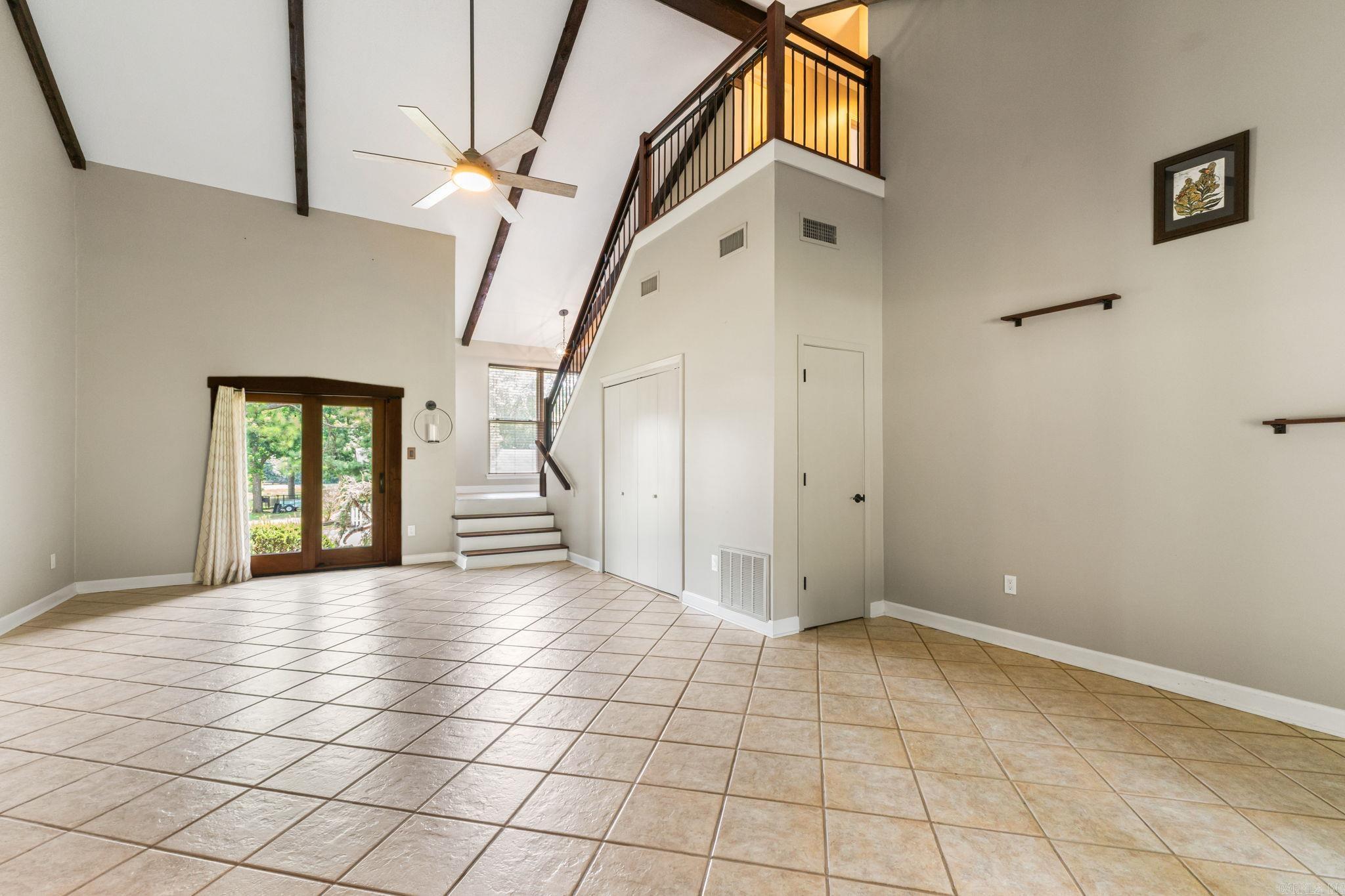 4 Manor Circle Property Photo 13