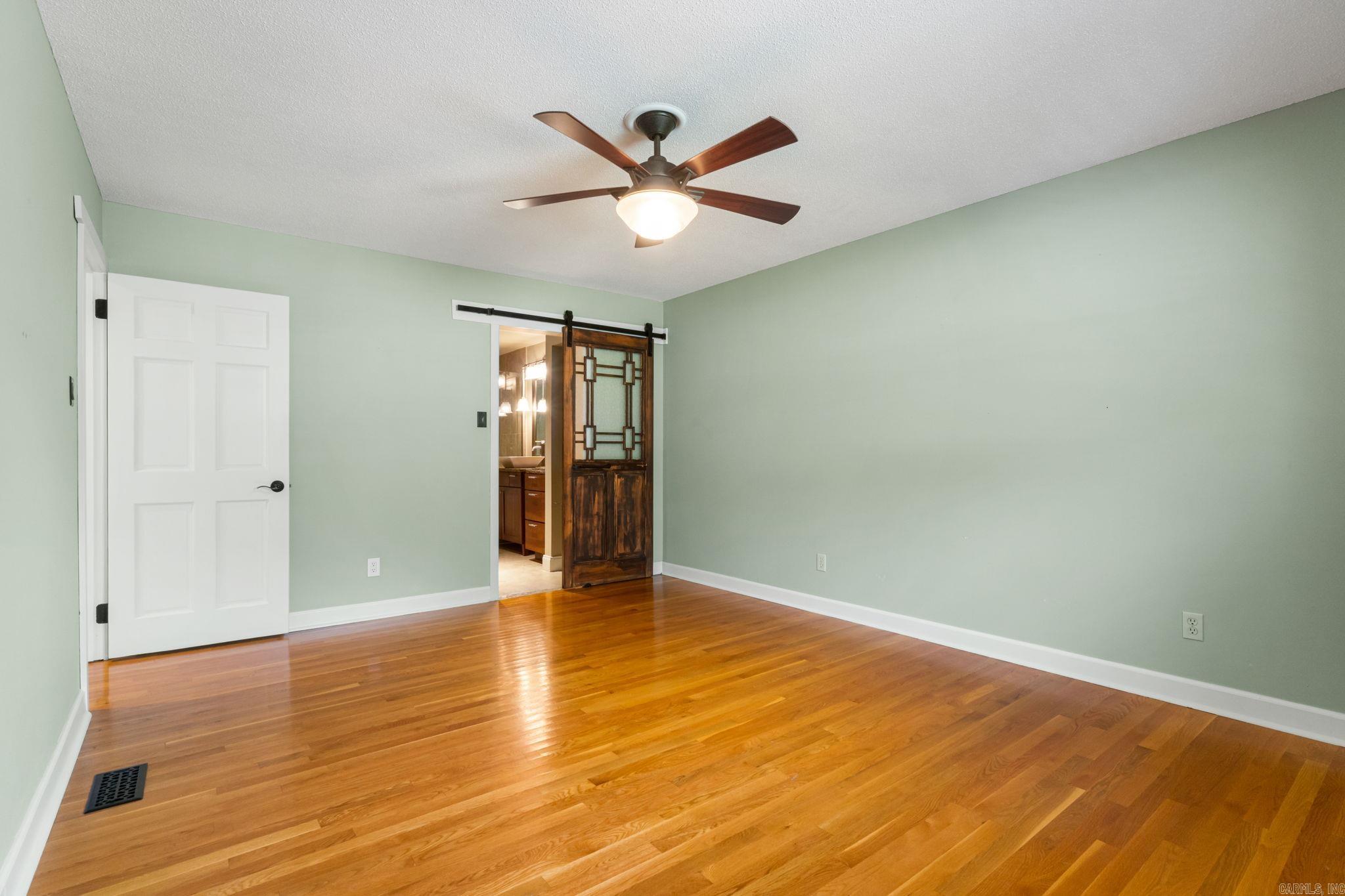 4 Manor Circle Property Photo 29