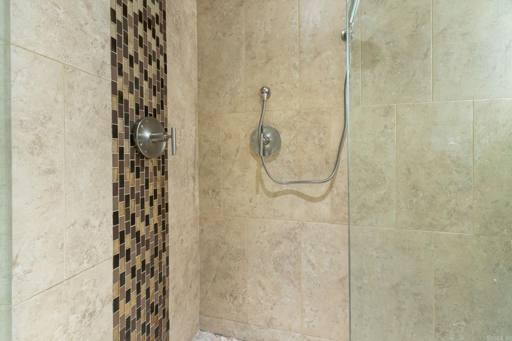4 Manor Circle Property Photo 34