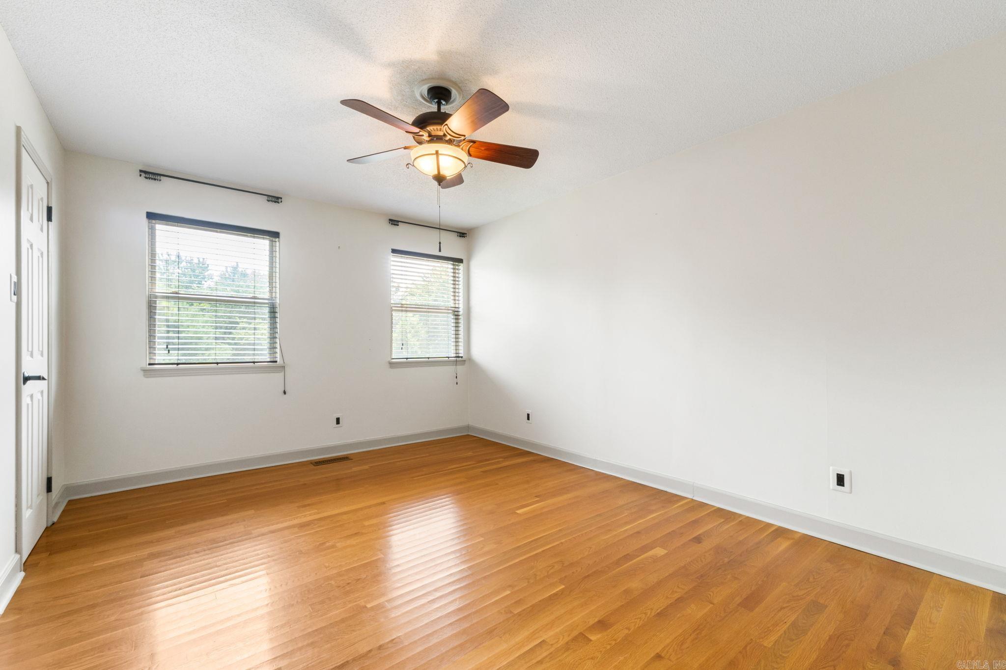 4 Manor Circle Property Photo 36