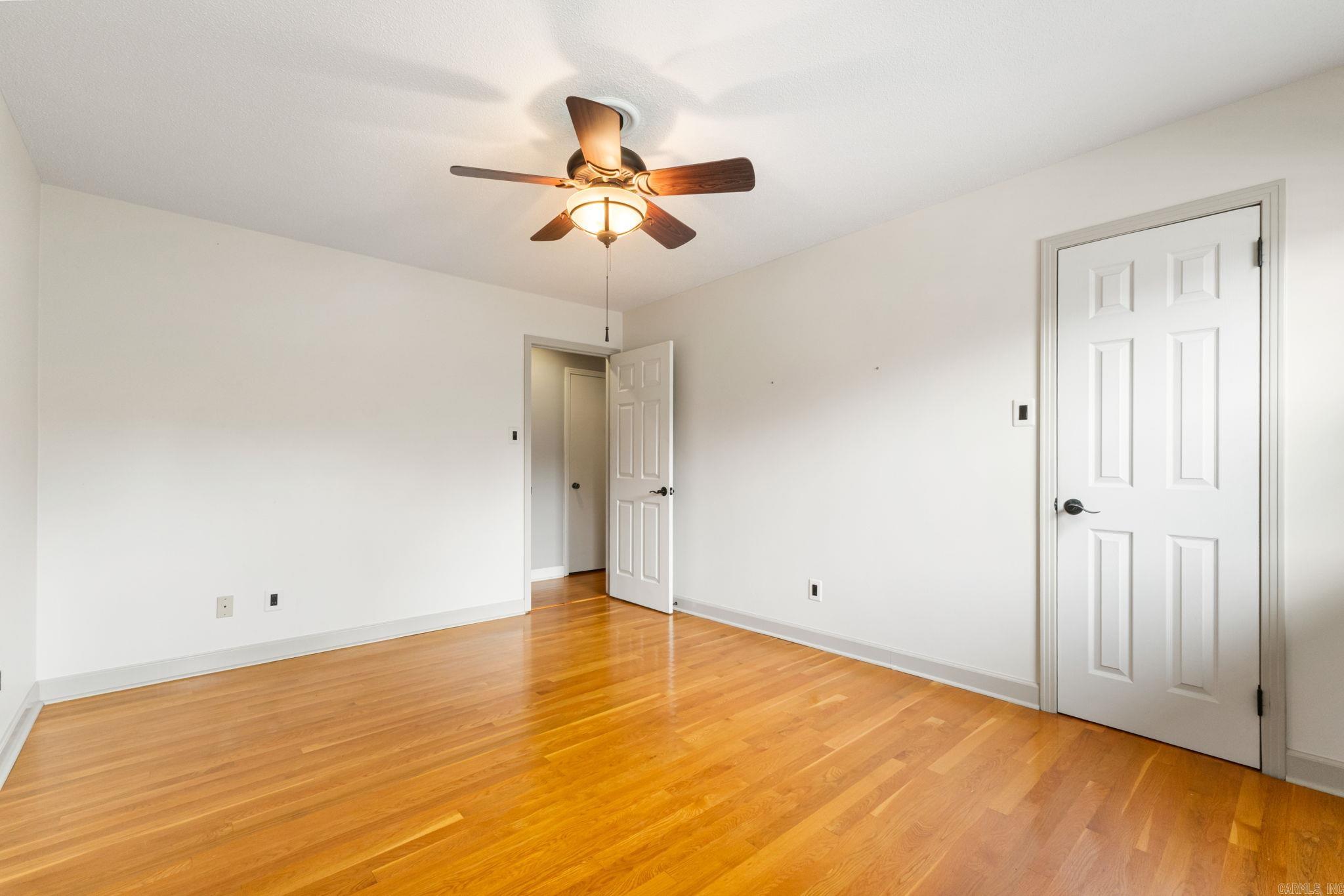 4 Manor Circle Property Photo 38