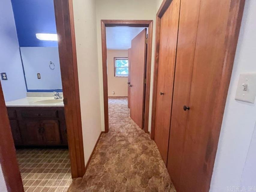 7704 County Road 2770 Property Photo 16