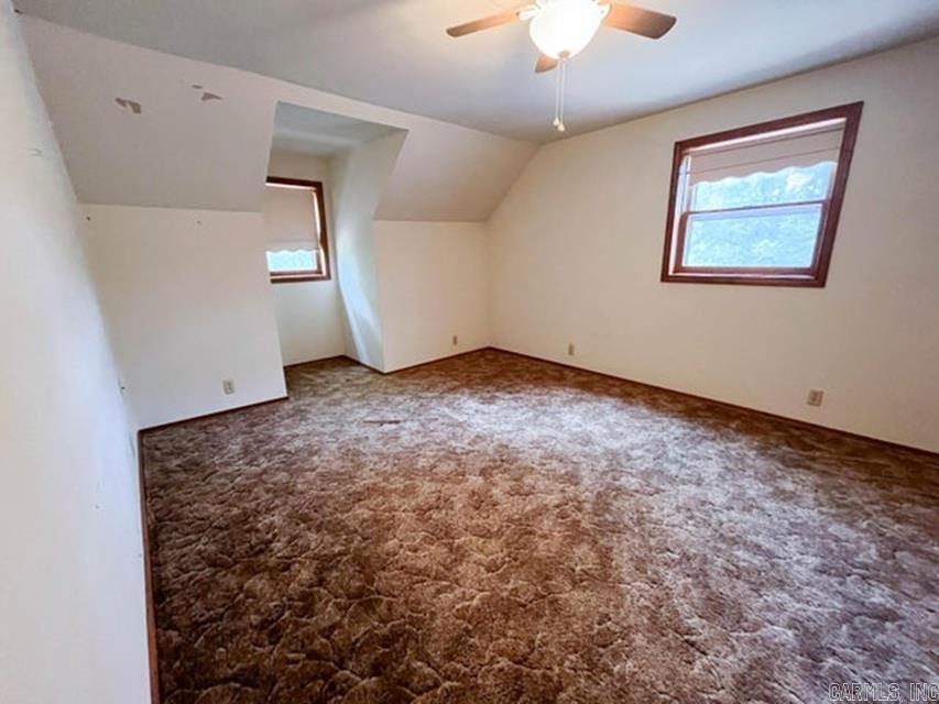 7704 County Road 2770 Property Photo 28