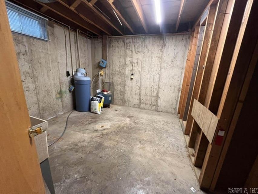 7704 County Road 2770 Property Photo 40