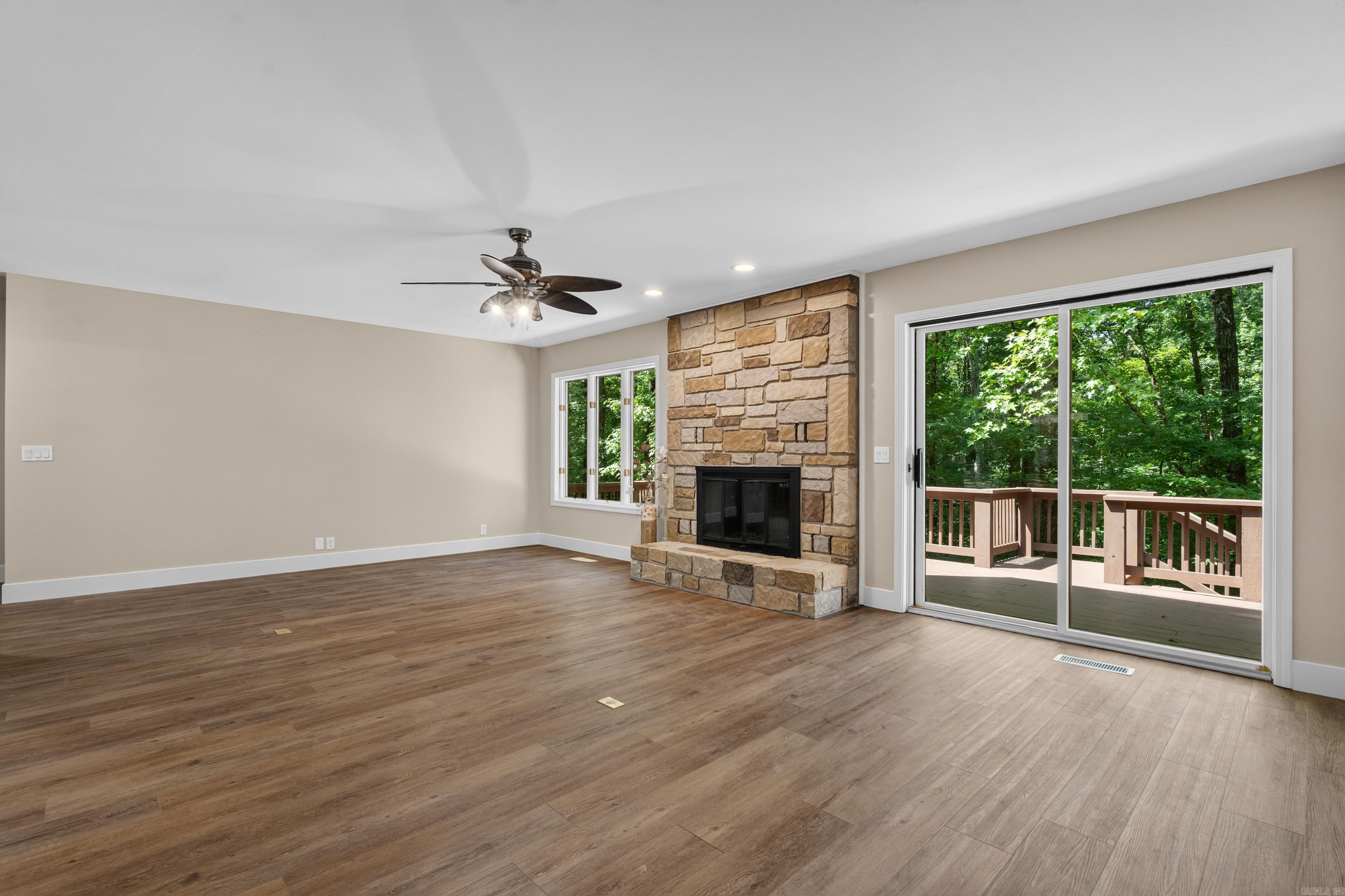 12 Emanuel Drive Property Photo 6