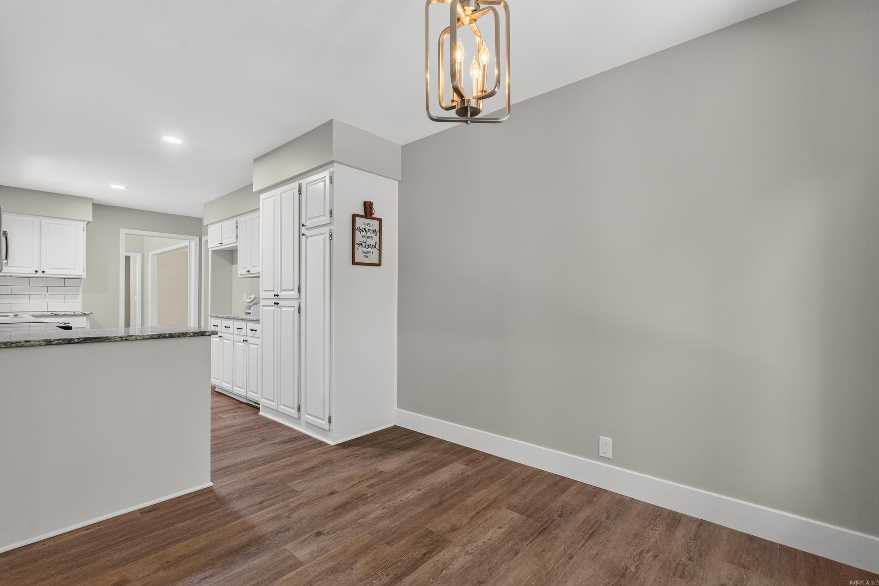 12 Emanuel Drive Property Photo 22