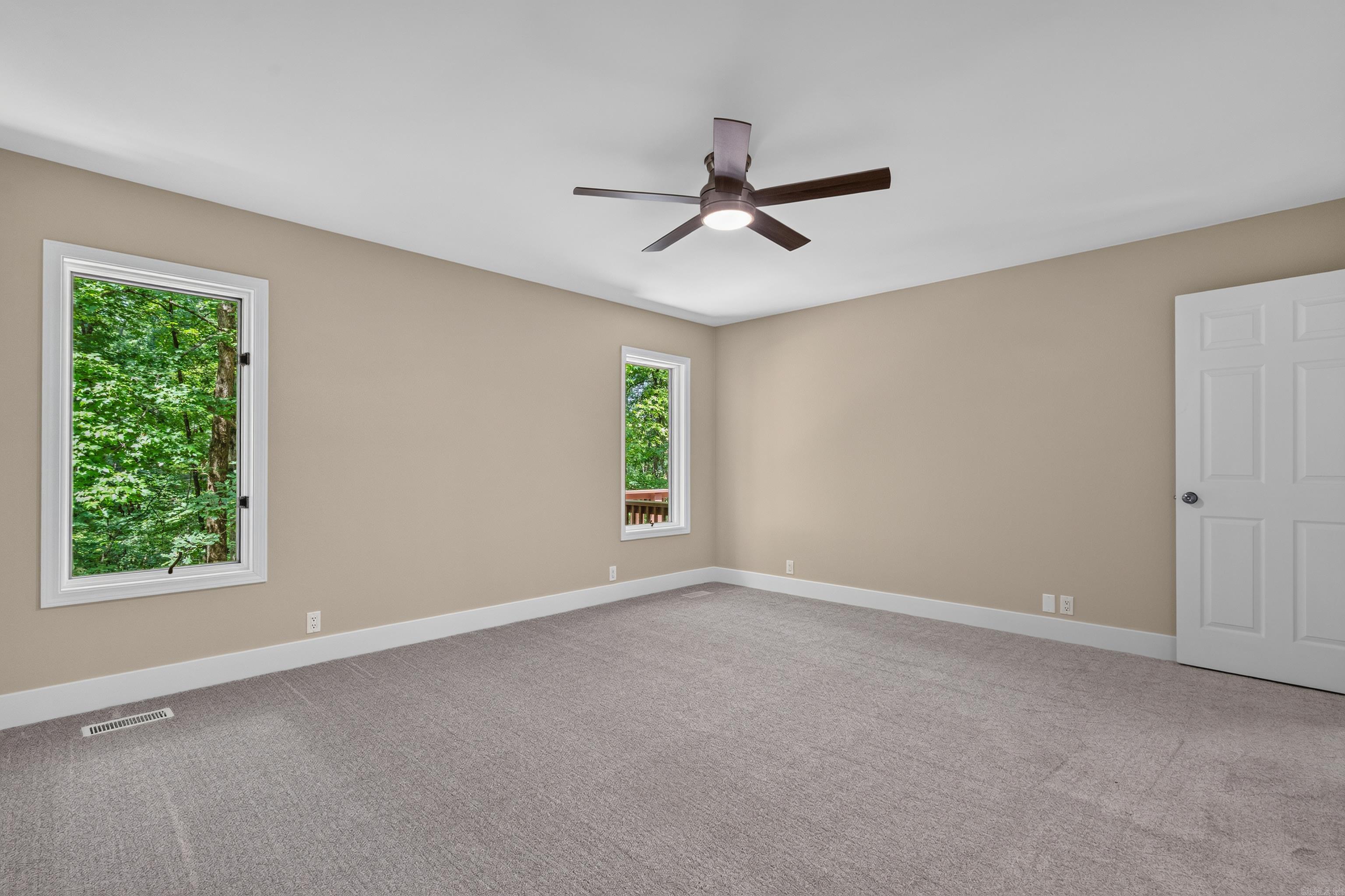 12 Emanuel Drive Property Photo 24