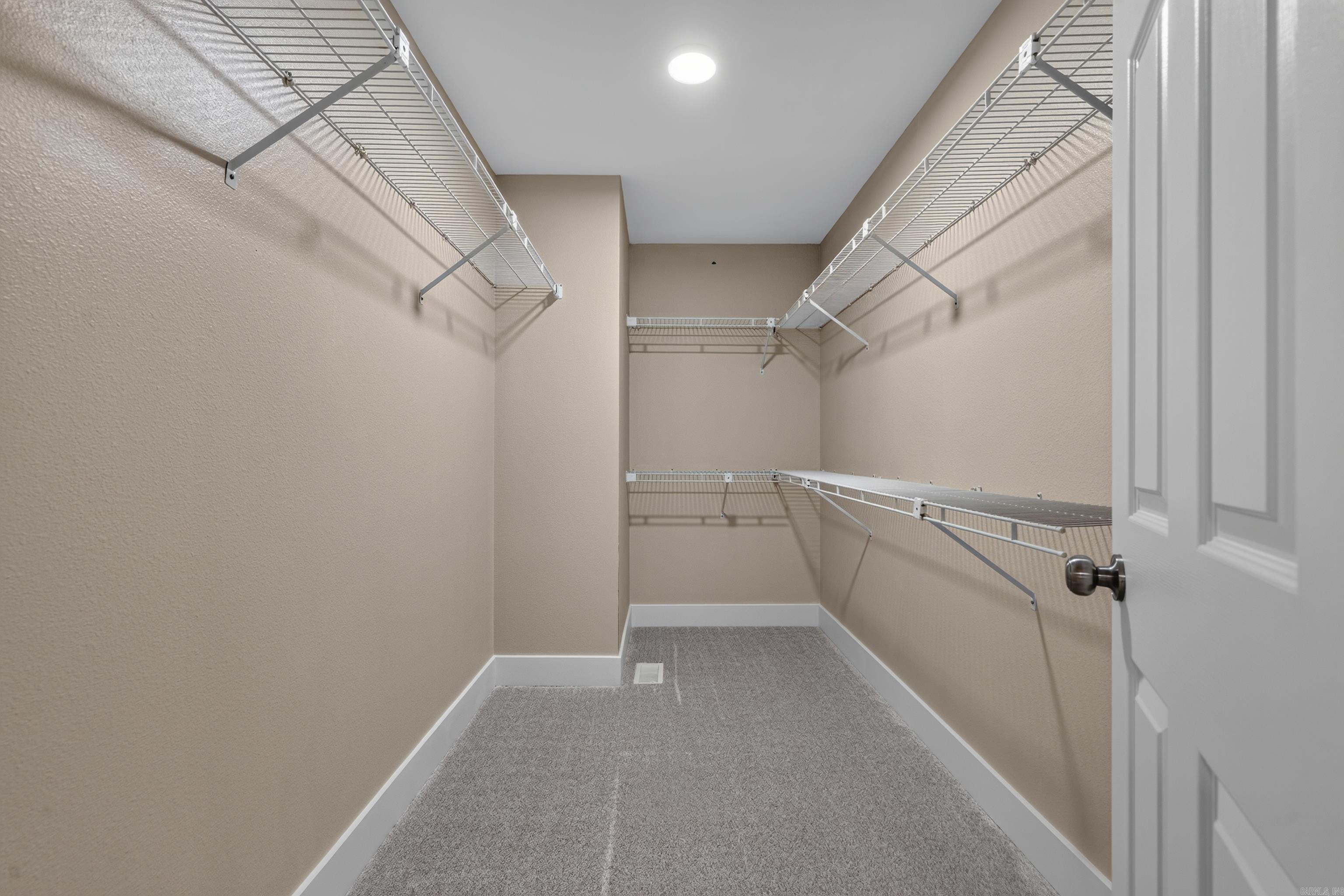 12 Emanuel Drive Property Photo 29