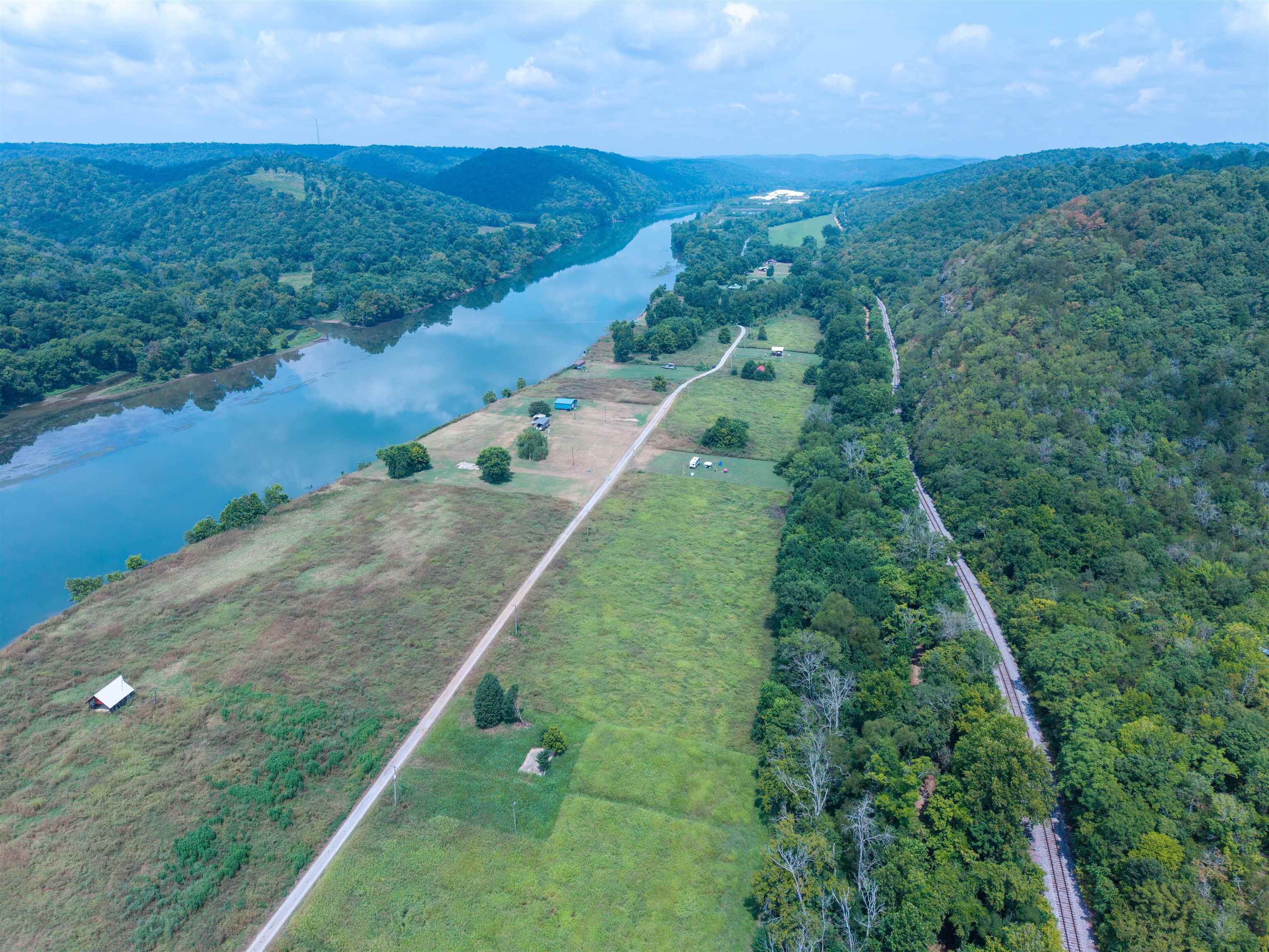 69 White River Run Property Photo 1