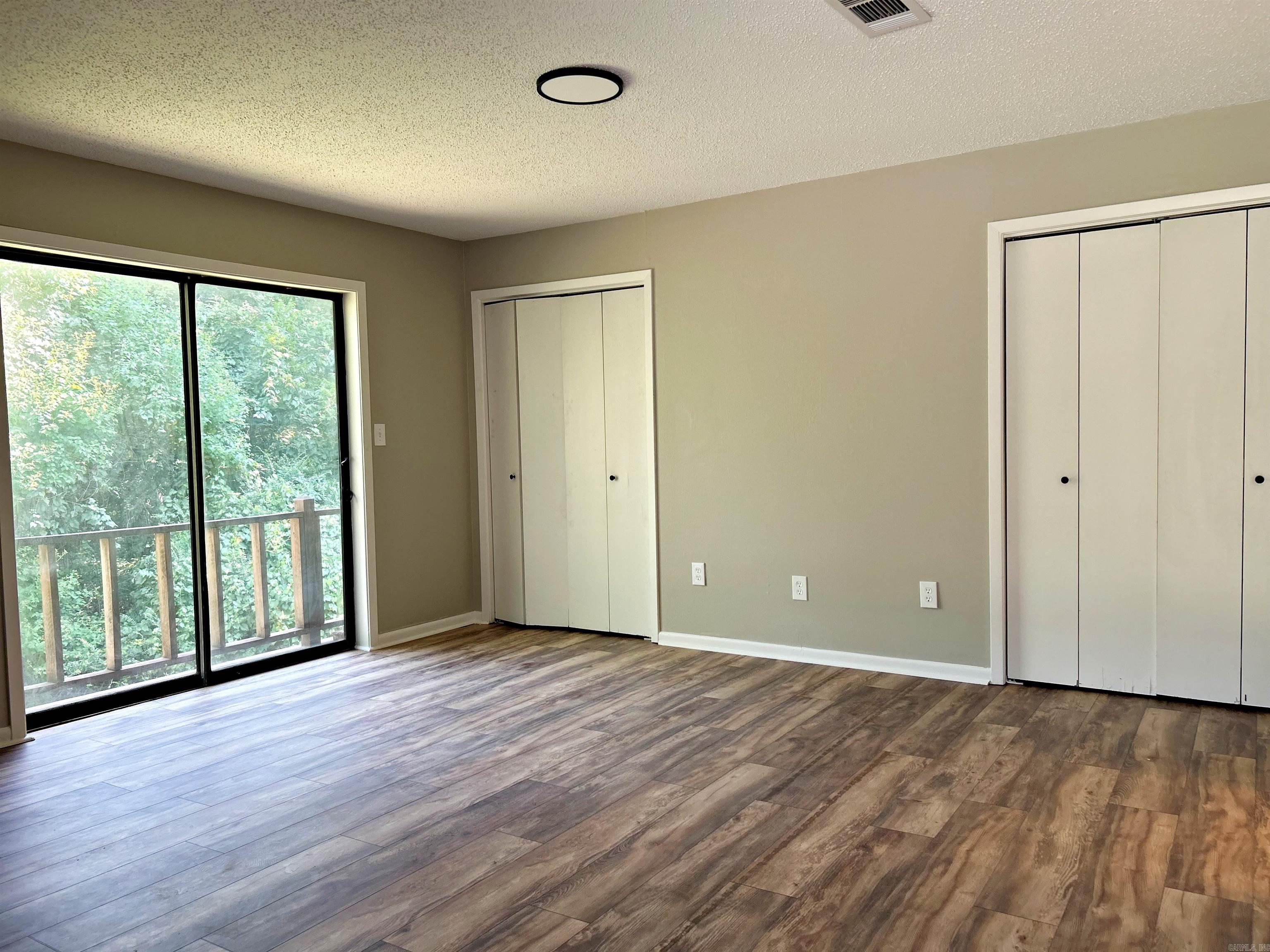 103 Stonegate Court Property Photo 33