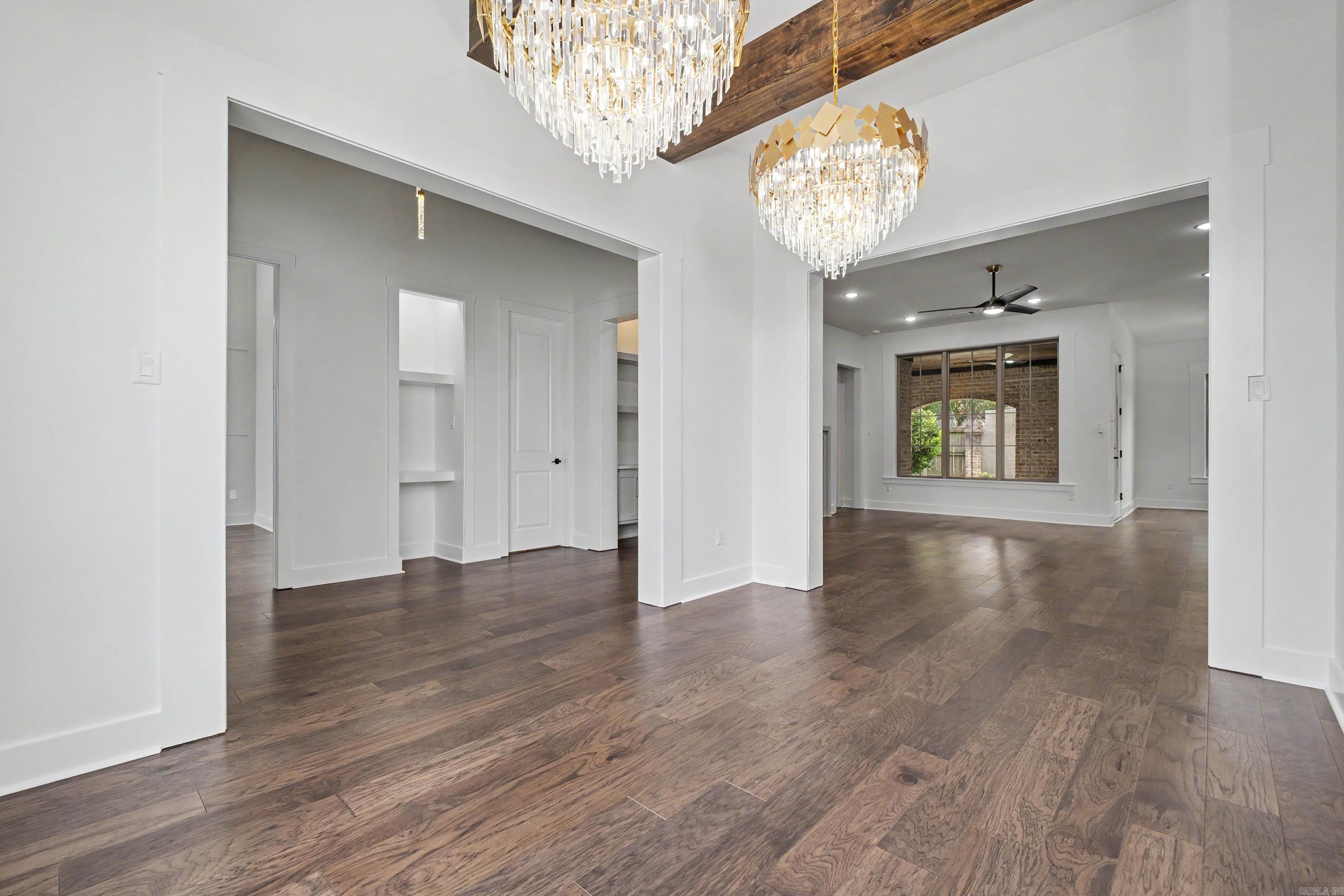 19 Tournay Circle Property Photo 11