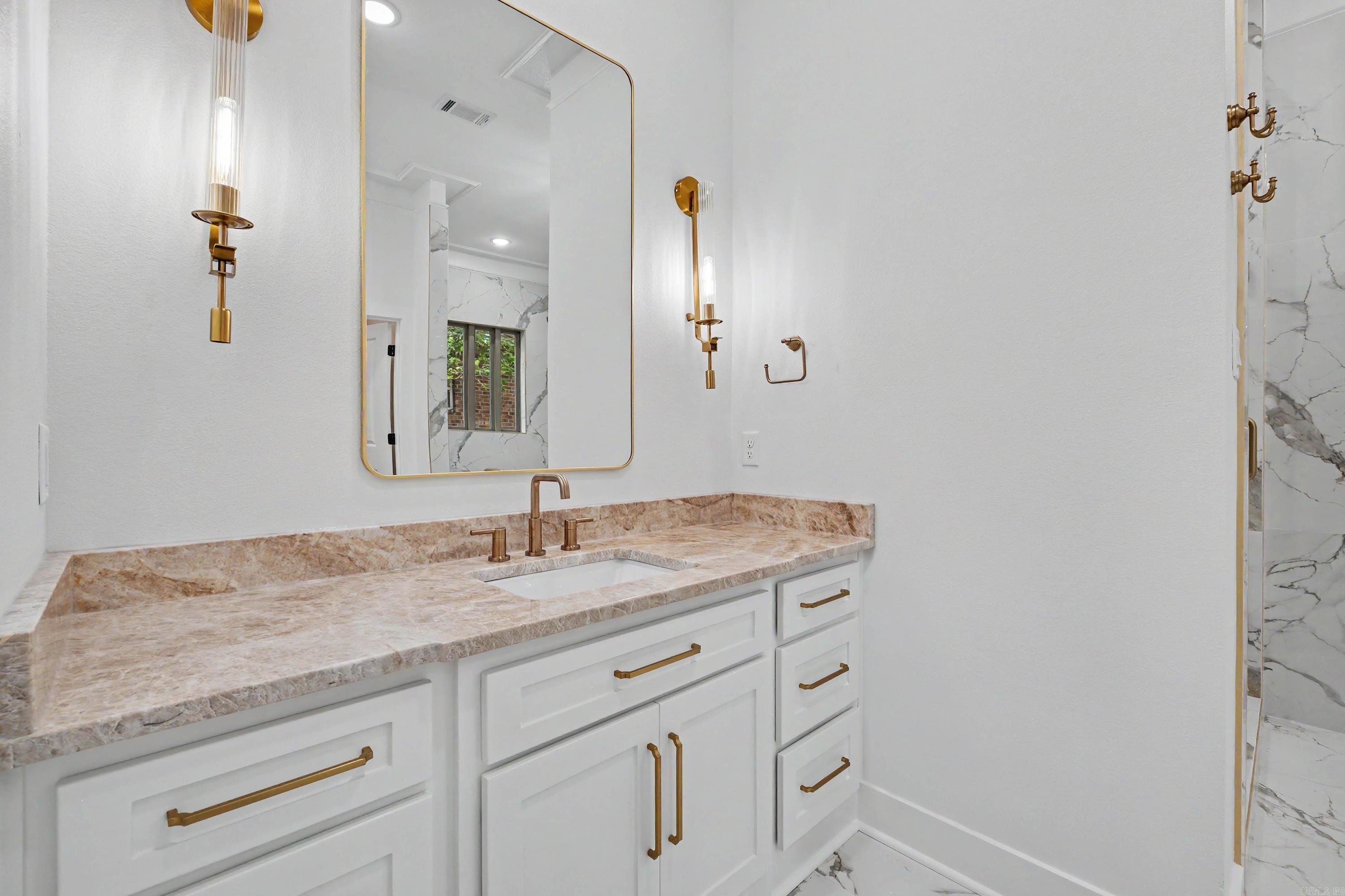 19 Tournay Circle Property Photo 28