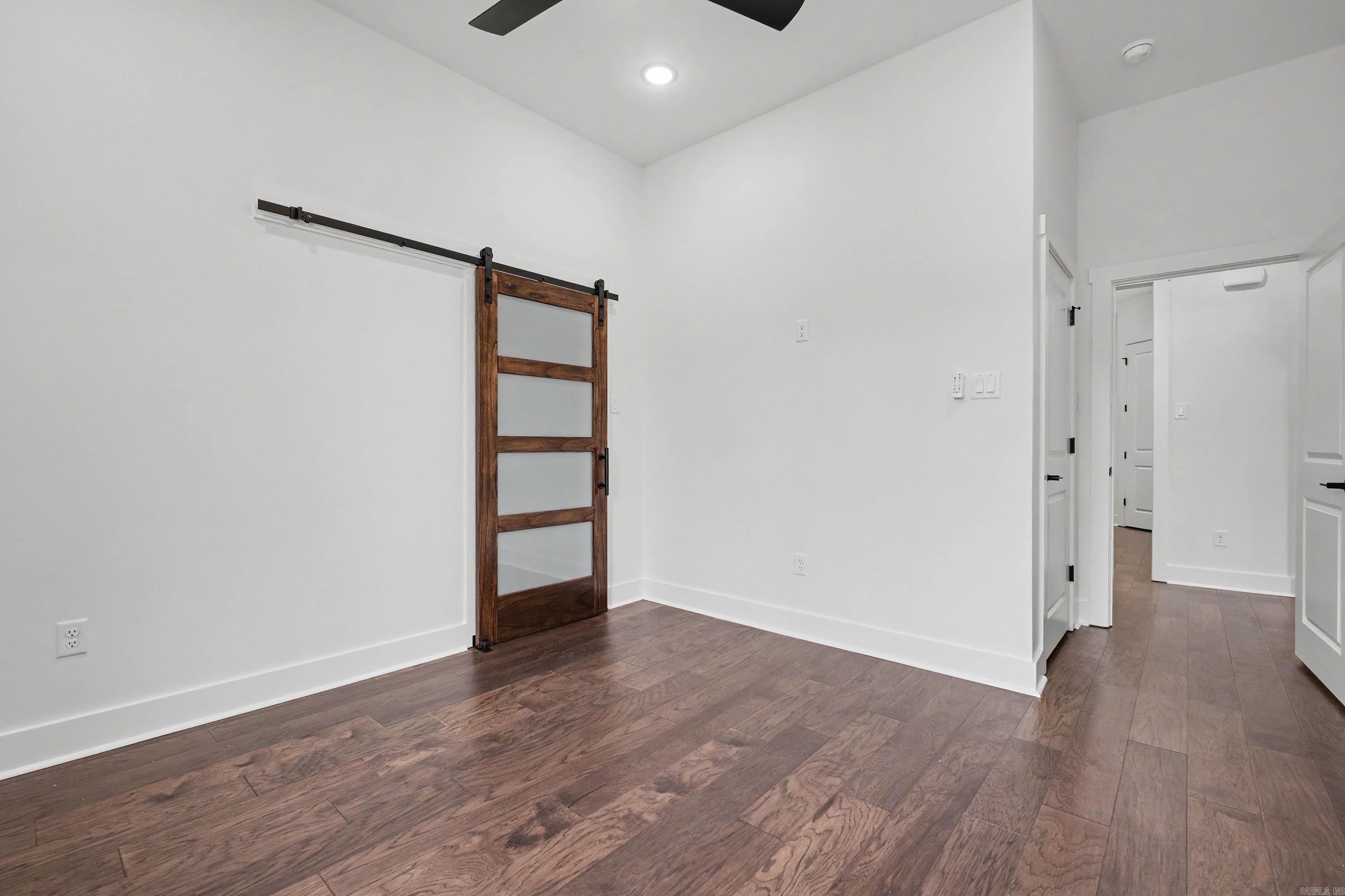 19 Tournay Circle Property Photo 34
