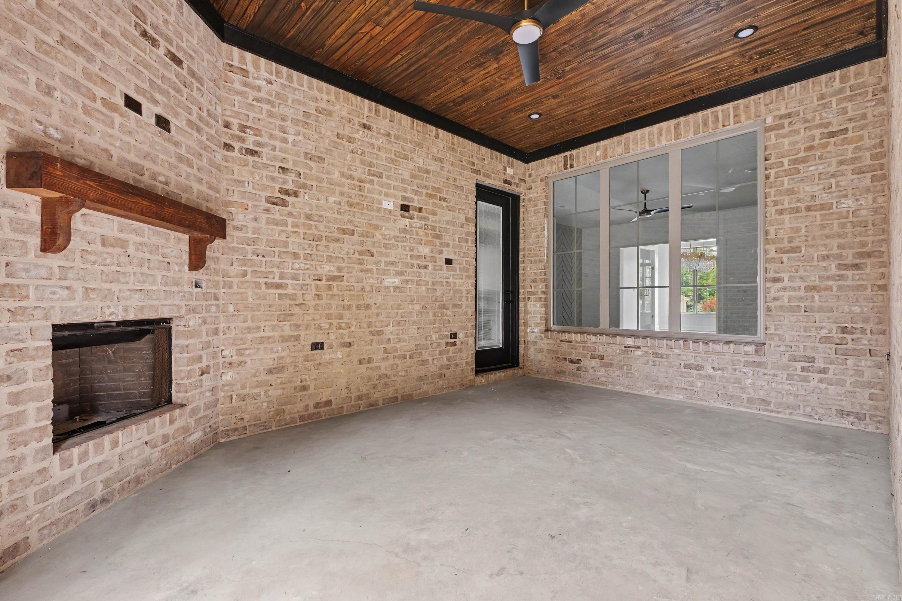 19 Tournay Circle Property Photo 45