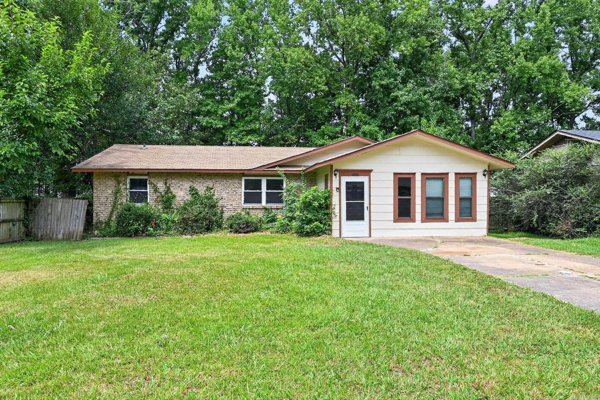 408 Overland Trail Property Photo 4