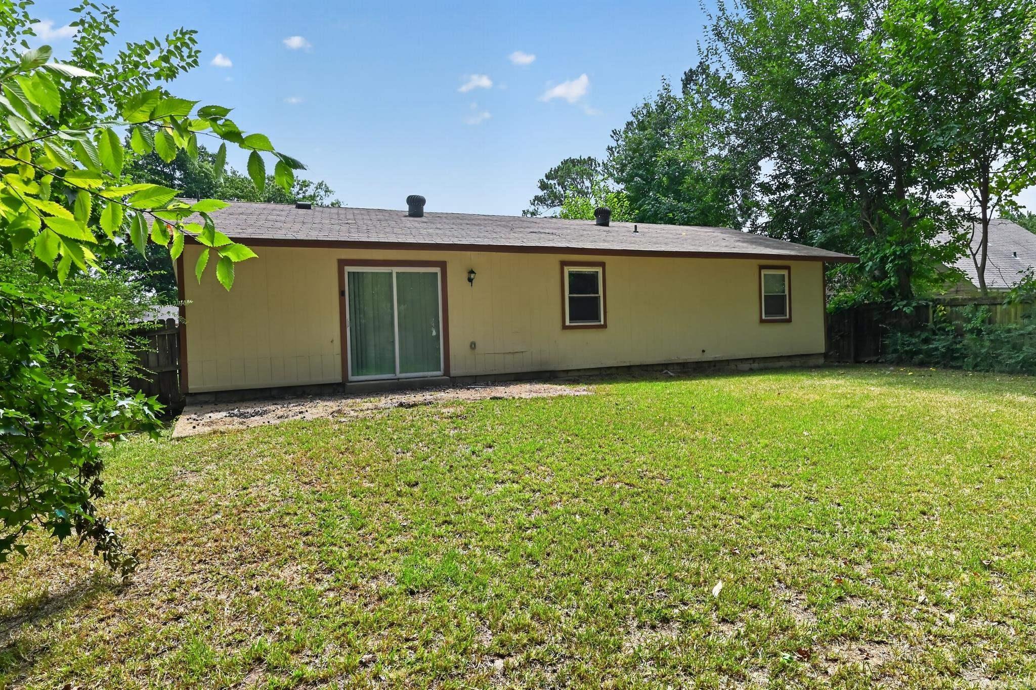 408 Overland Trail Property Photo 6