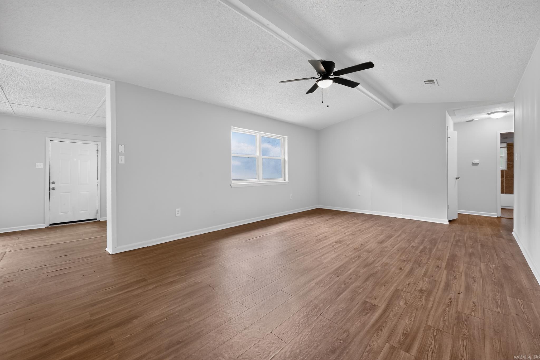 408 Overland Trail Property Photo 12