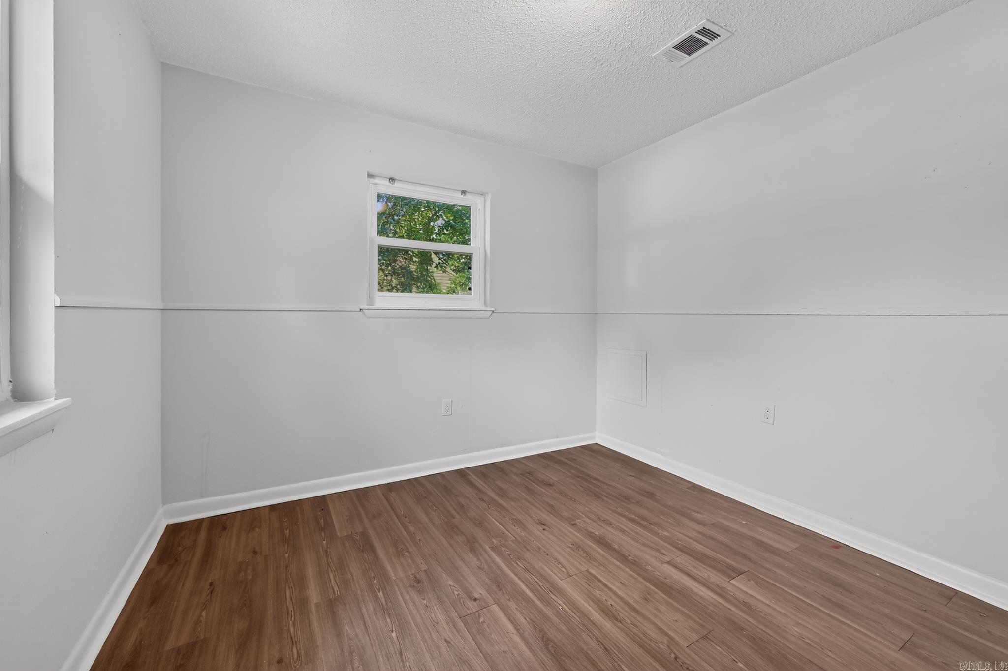 408 Overland Trail Property Photo 23