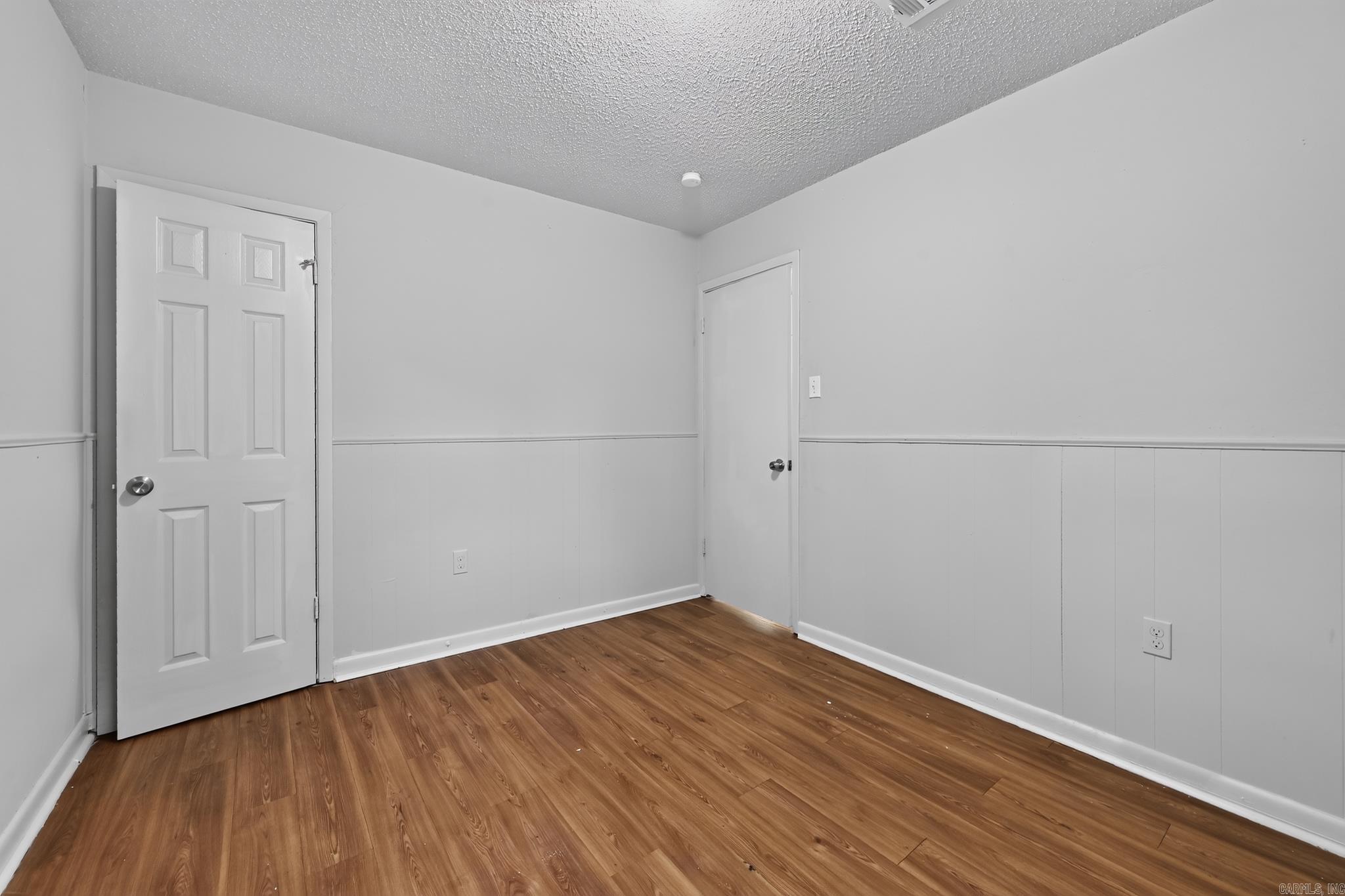 408 Overland Trail Property Photo 26