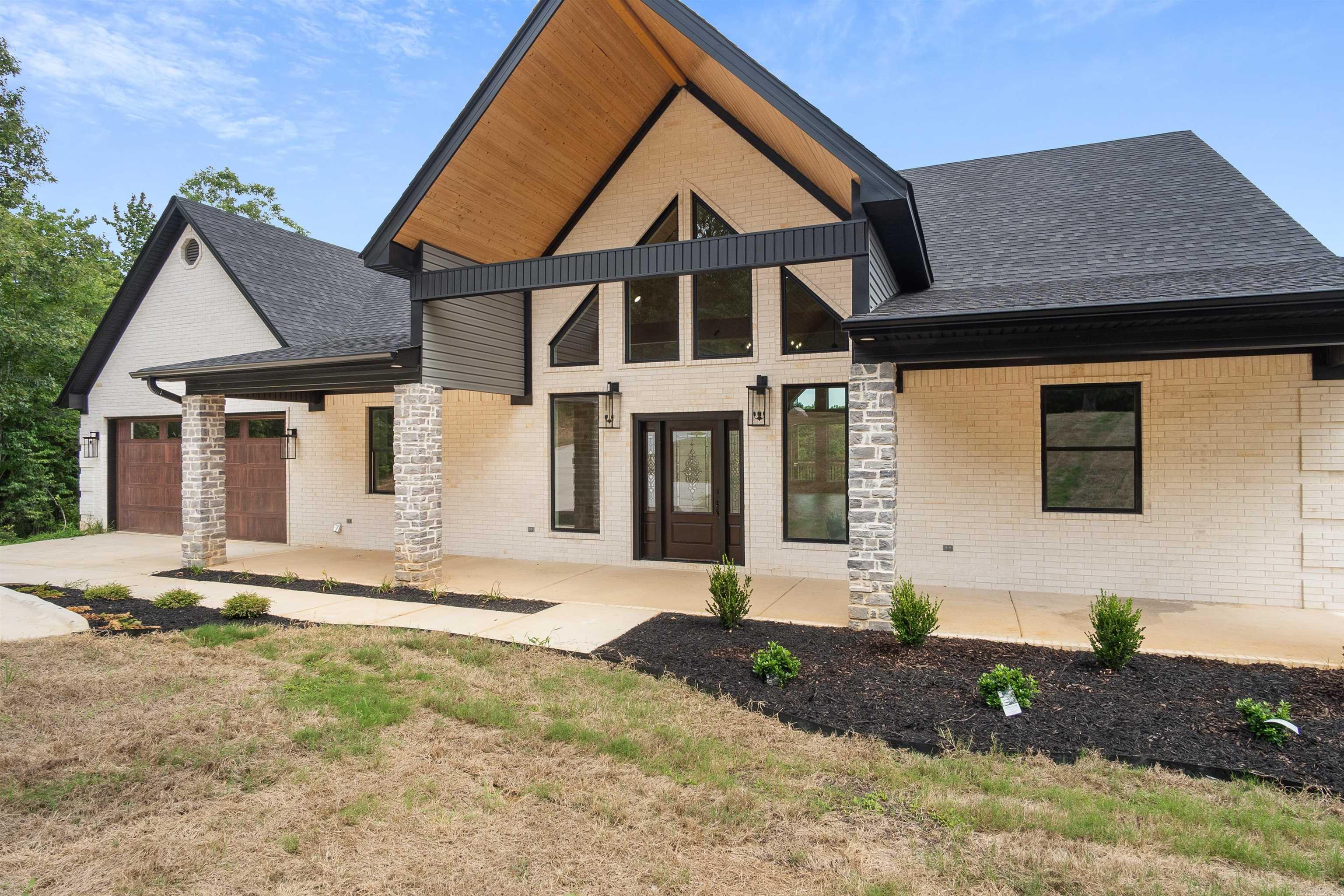 59 Hawks Circle Property Photo 2