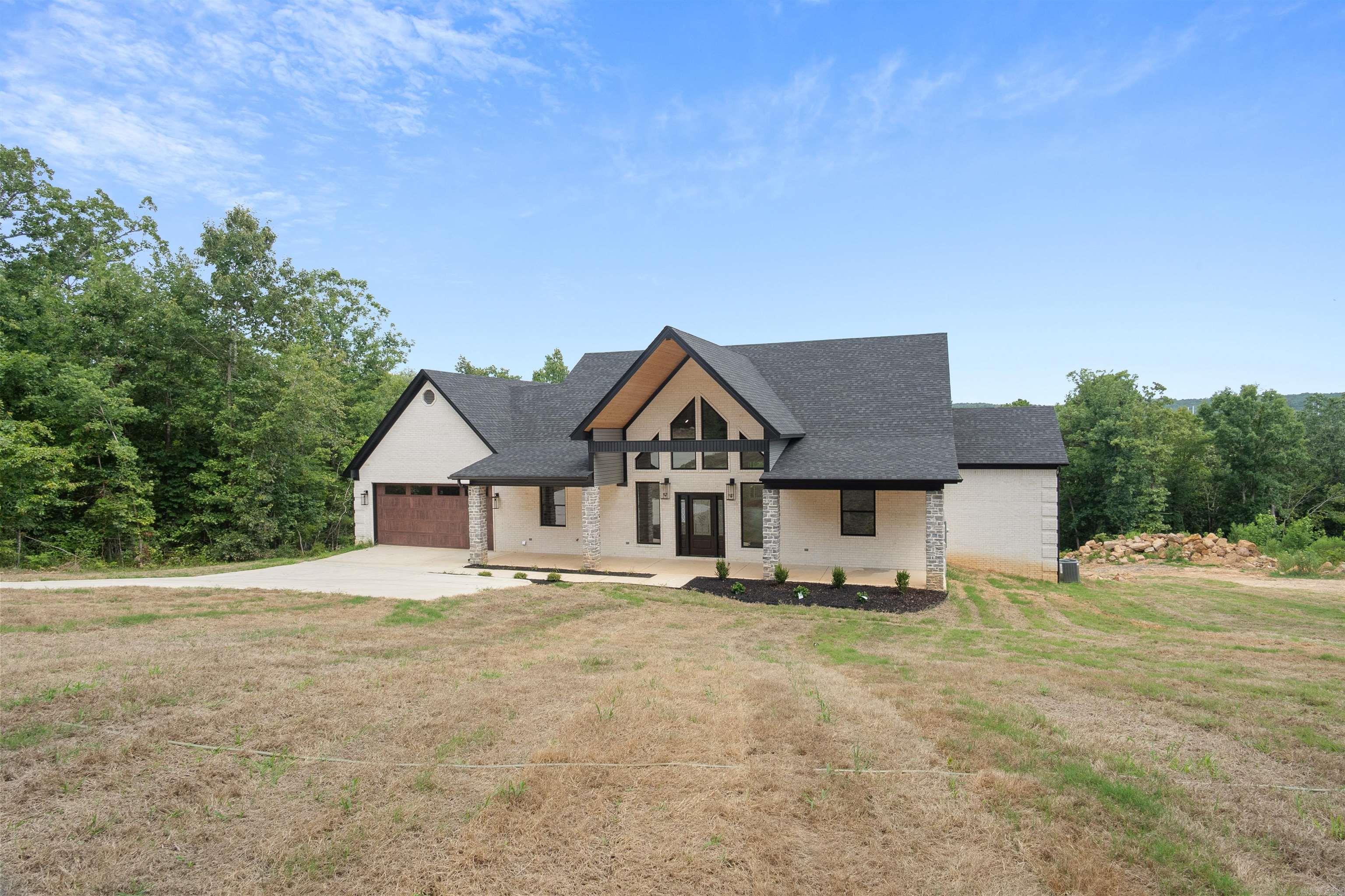 59 Hawks Circle Property Photo 6