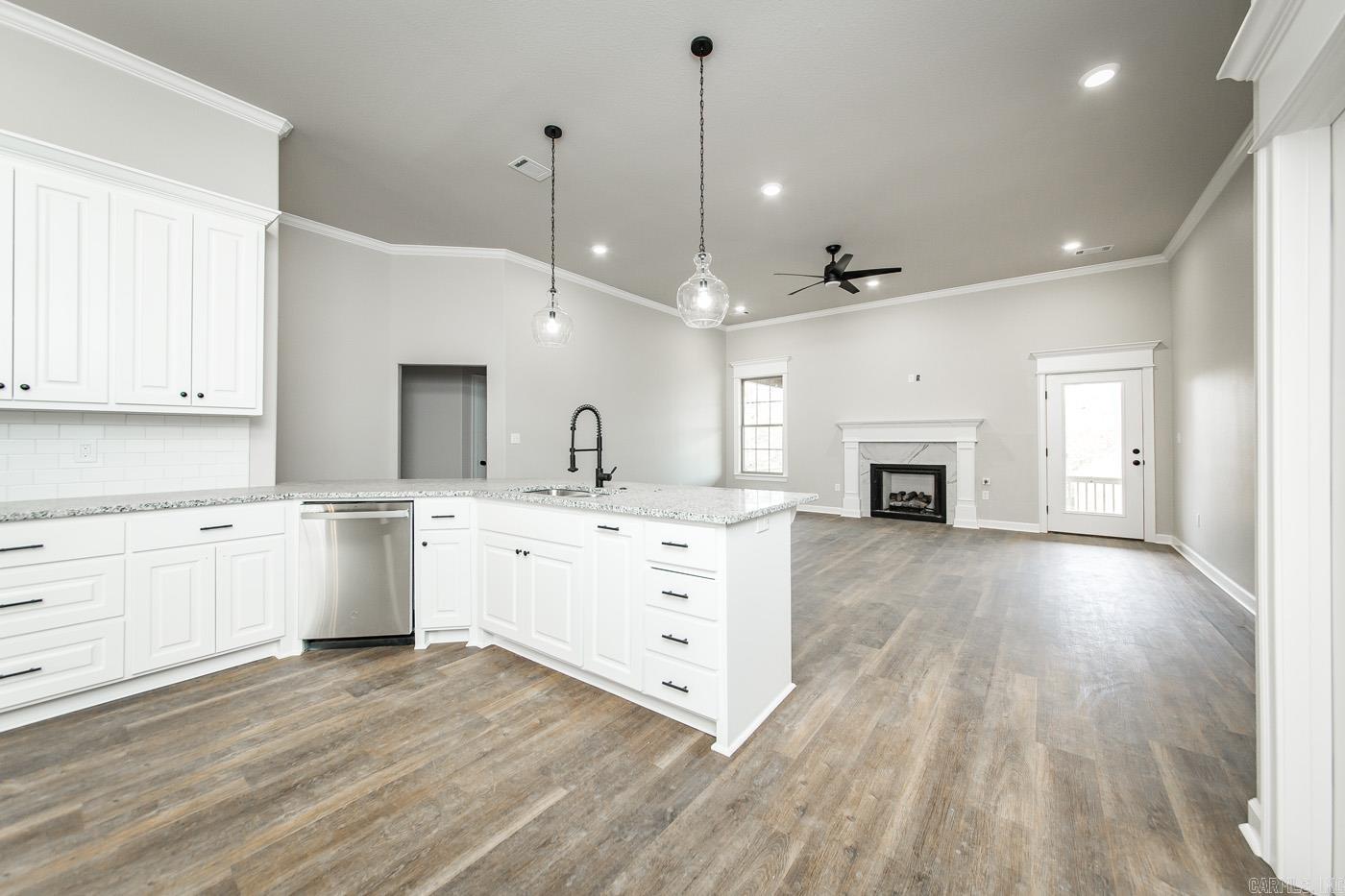 17304 Hollow Pine Drive Property Photo 12