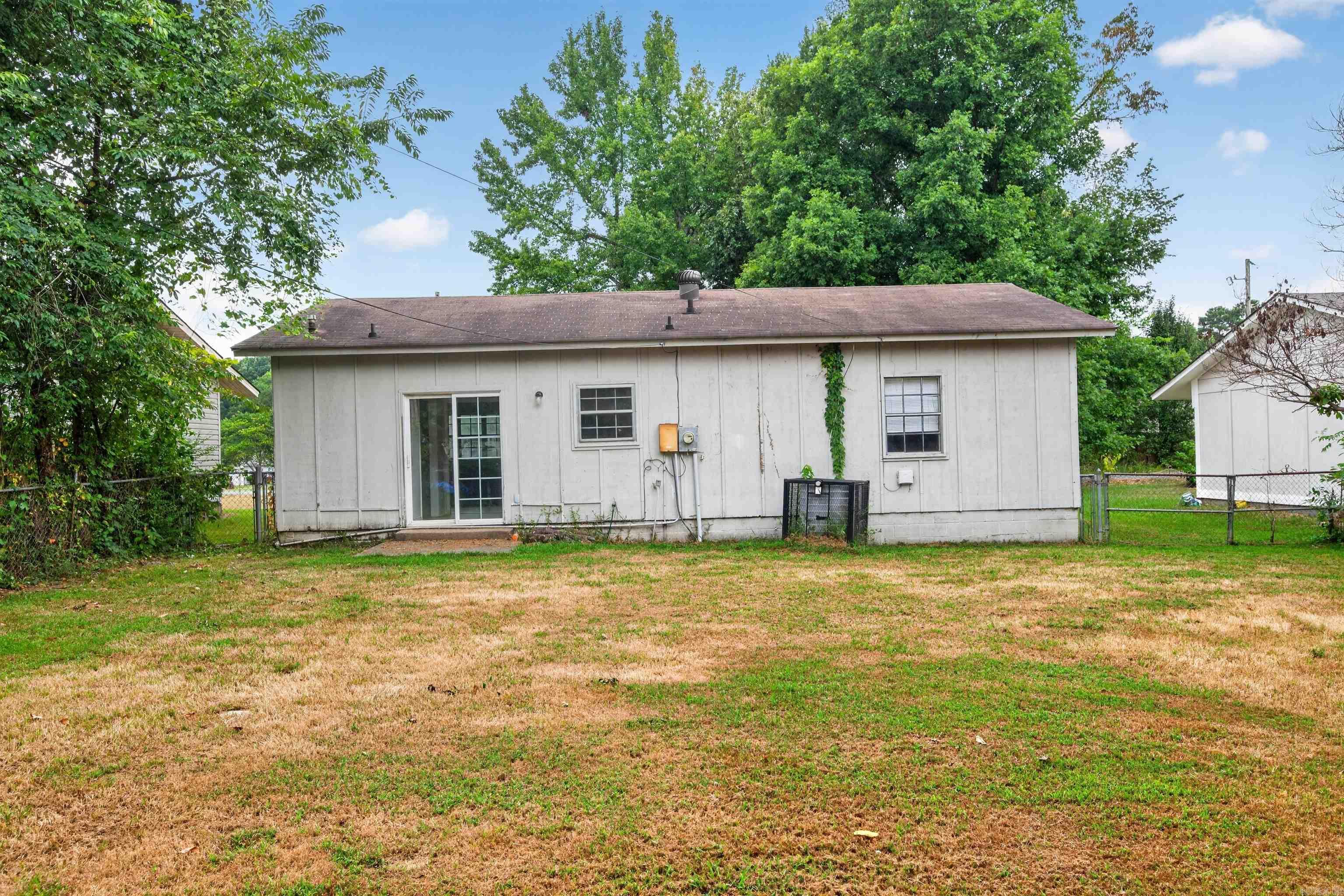 119 Northeastern Avenue Property Photo 8