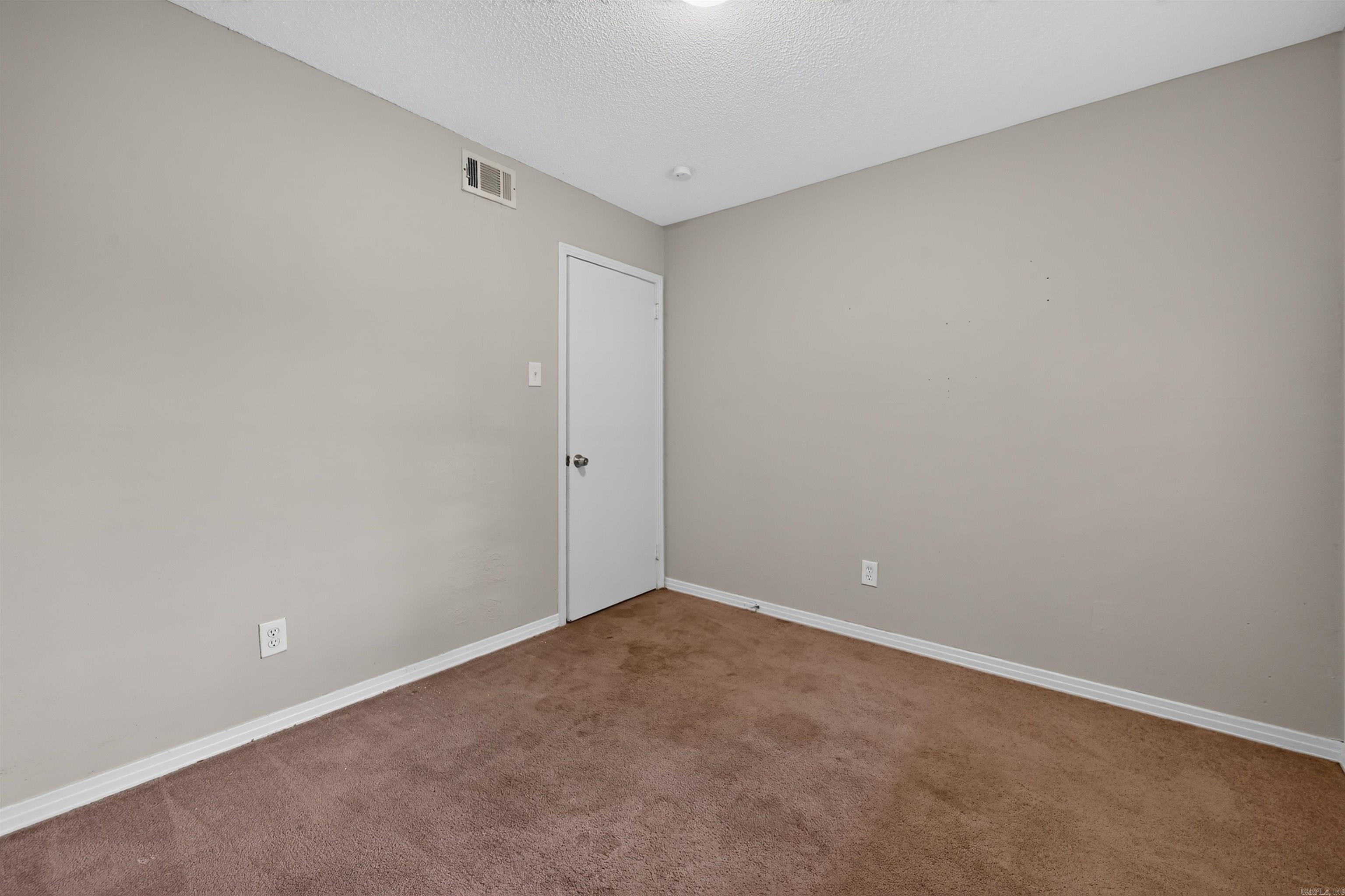 119 Northeastern Avenue Property Photo 28