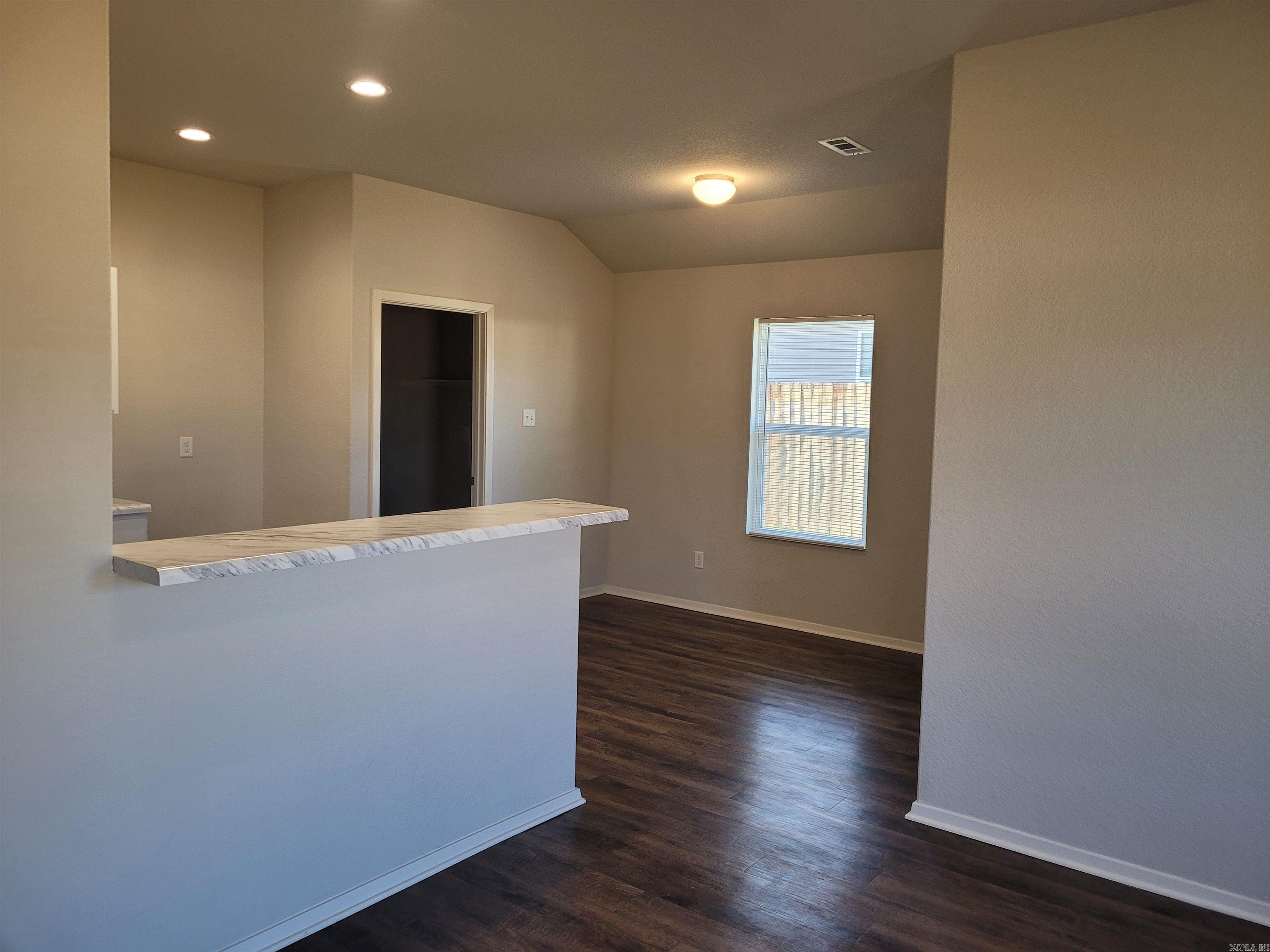 112 Harvest Drive Property Photo 4