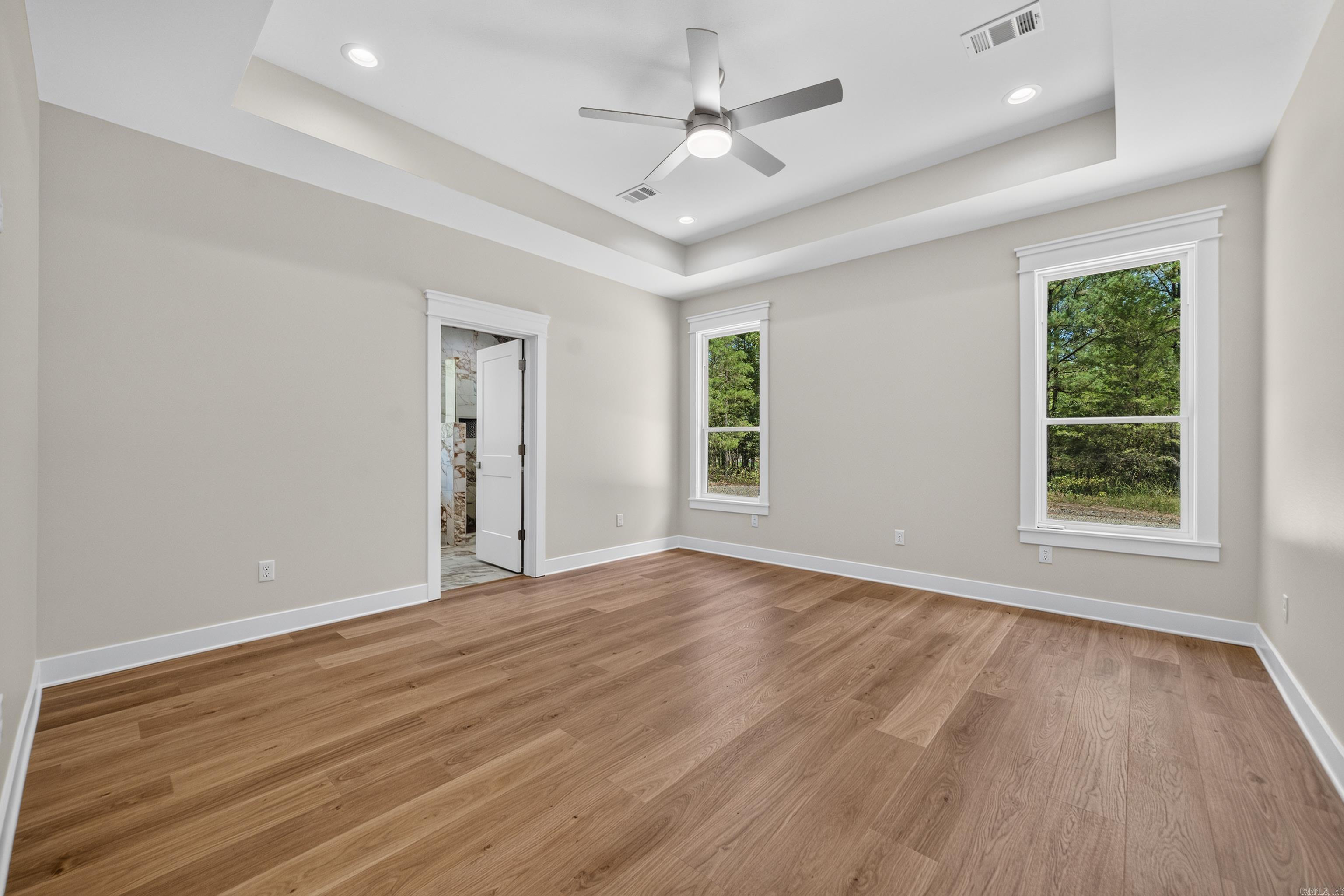 123 Elcano Property Photo 25