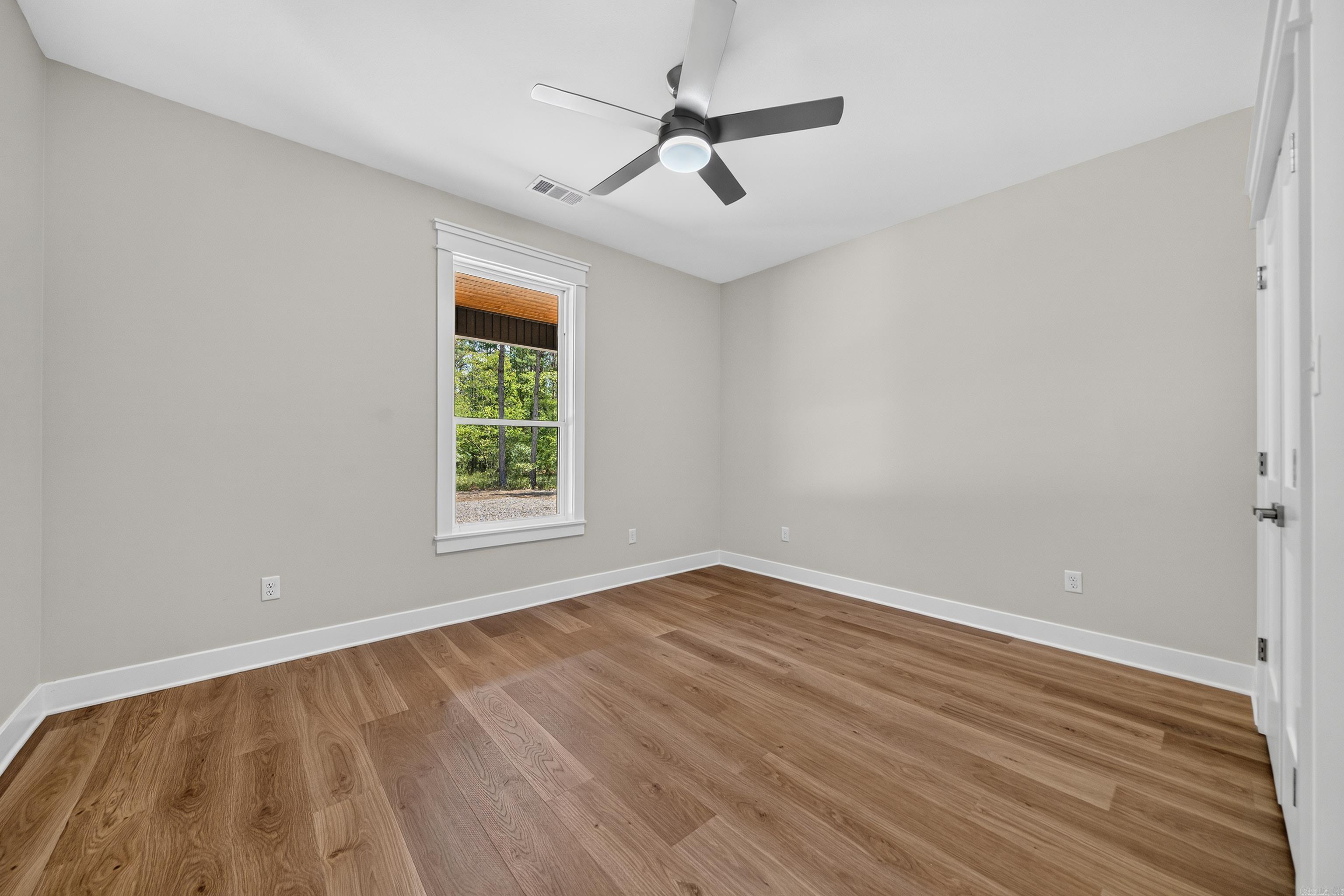 123 Elcano Property Photo 39
