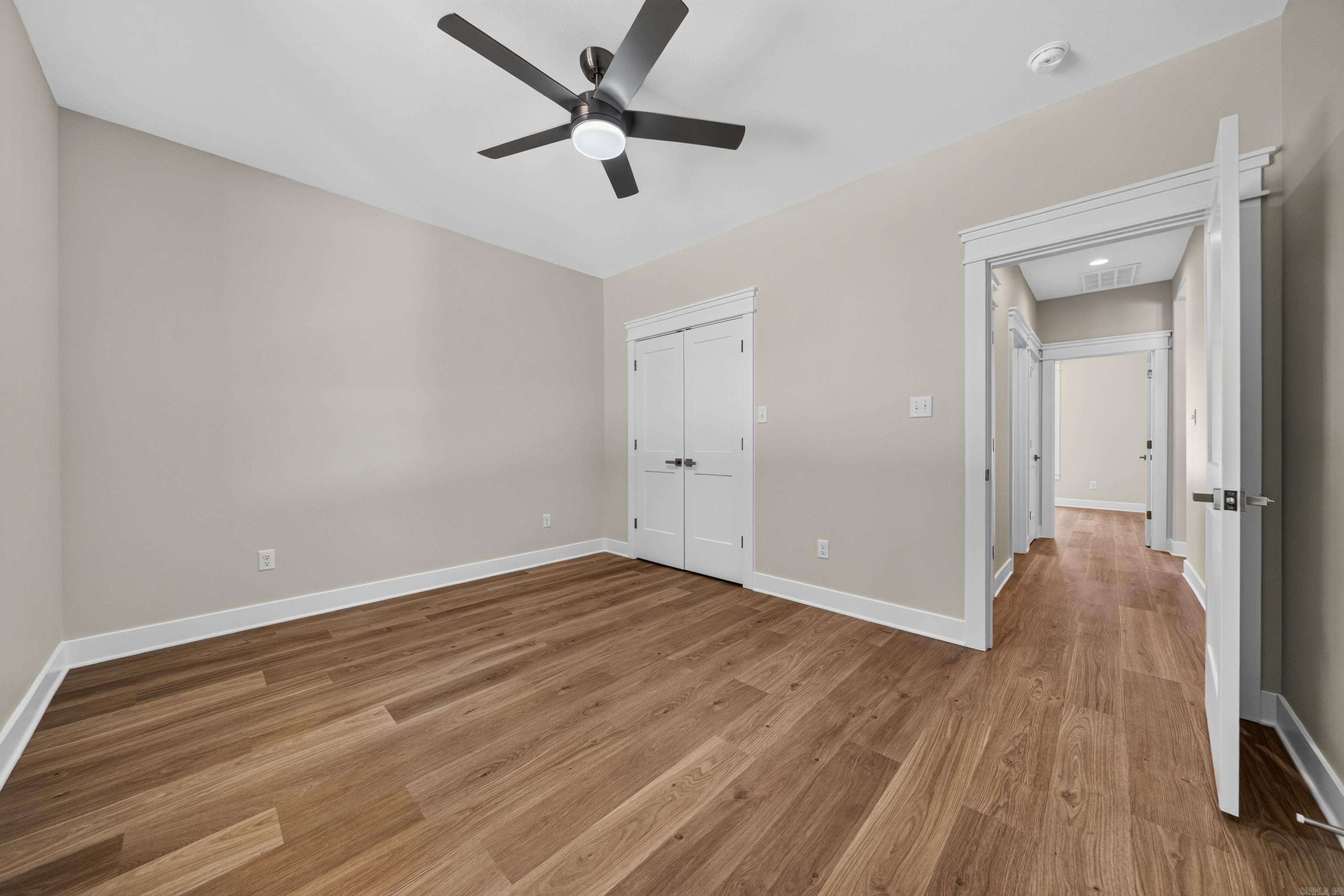 123 Elcano Property Photo 40