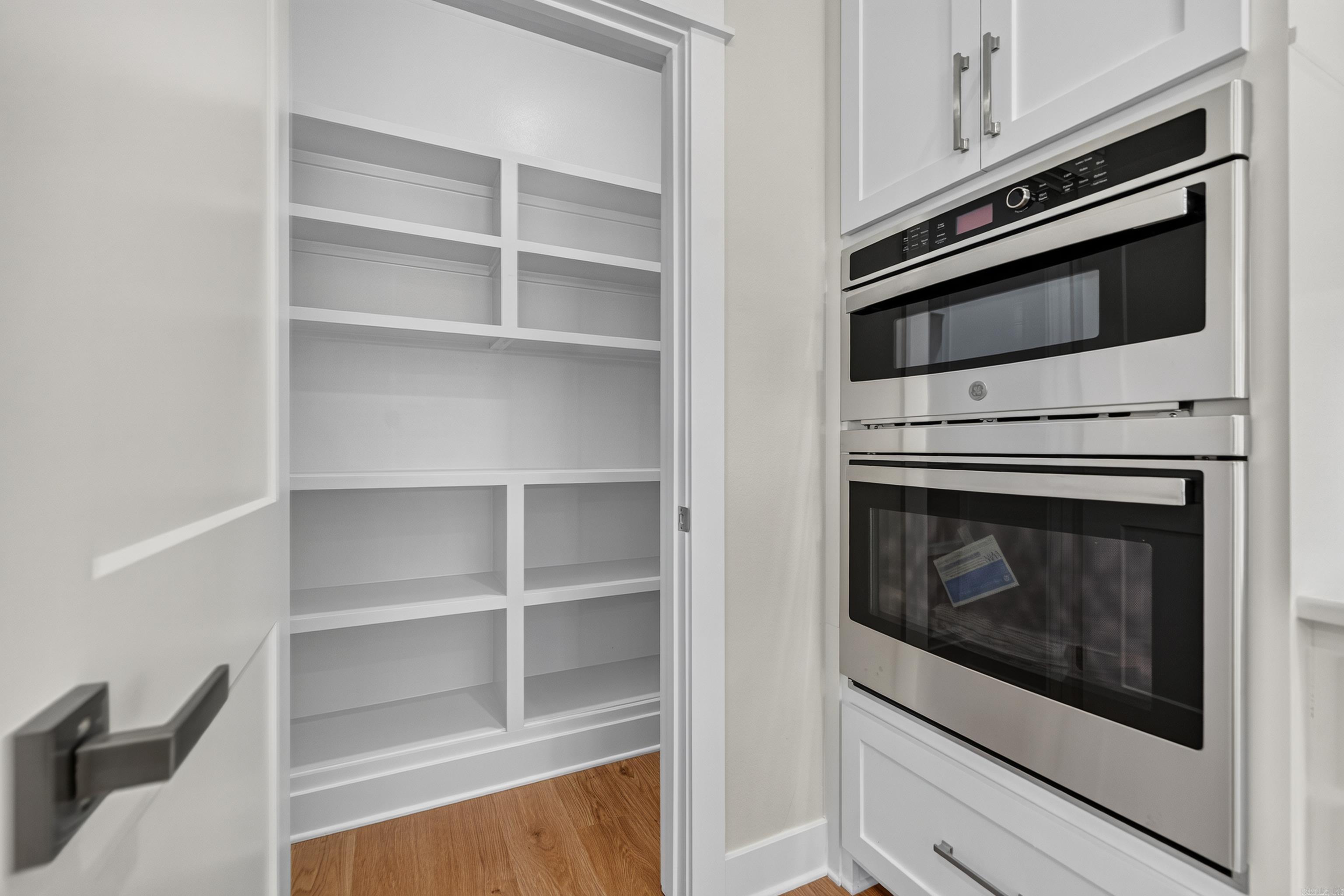 123 Elcano Property Photo 41