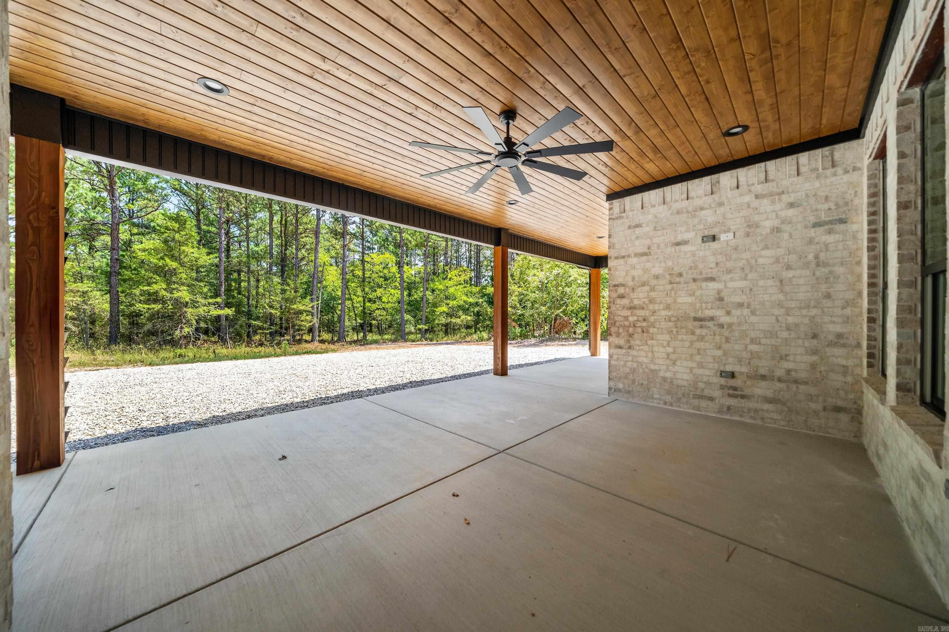 123 Elcano Property Photo 44
