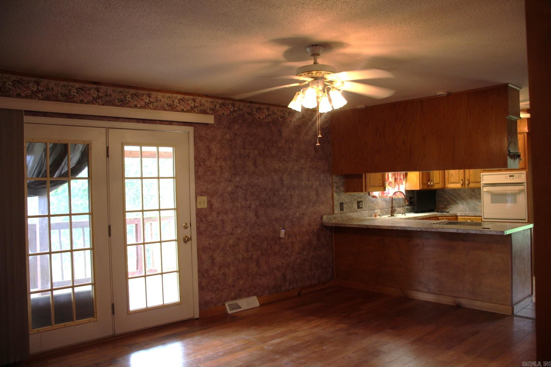 402 Canaan Road Property Photo 10