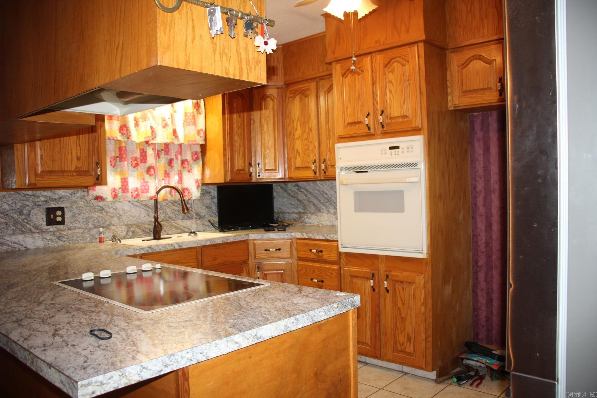 402 Canaan Road Property Photo 12
