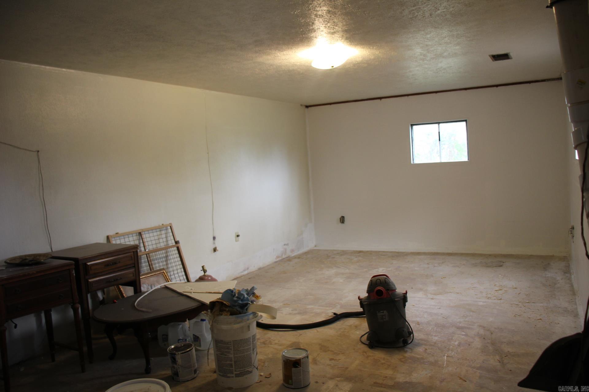 402 Canaan Road Property Photo 33