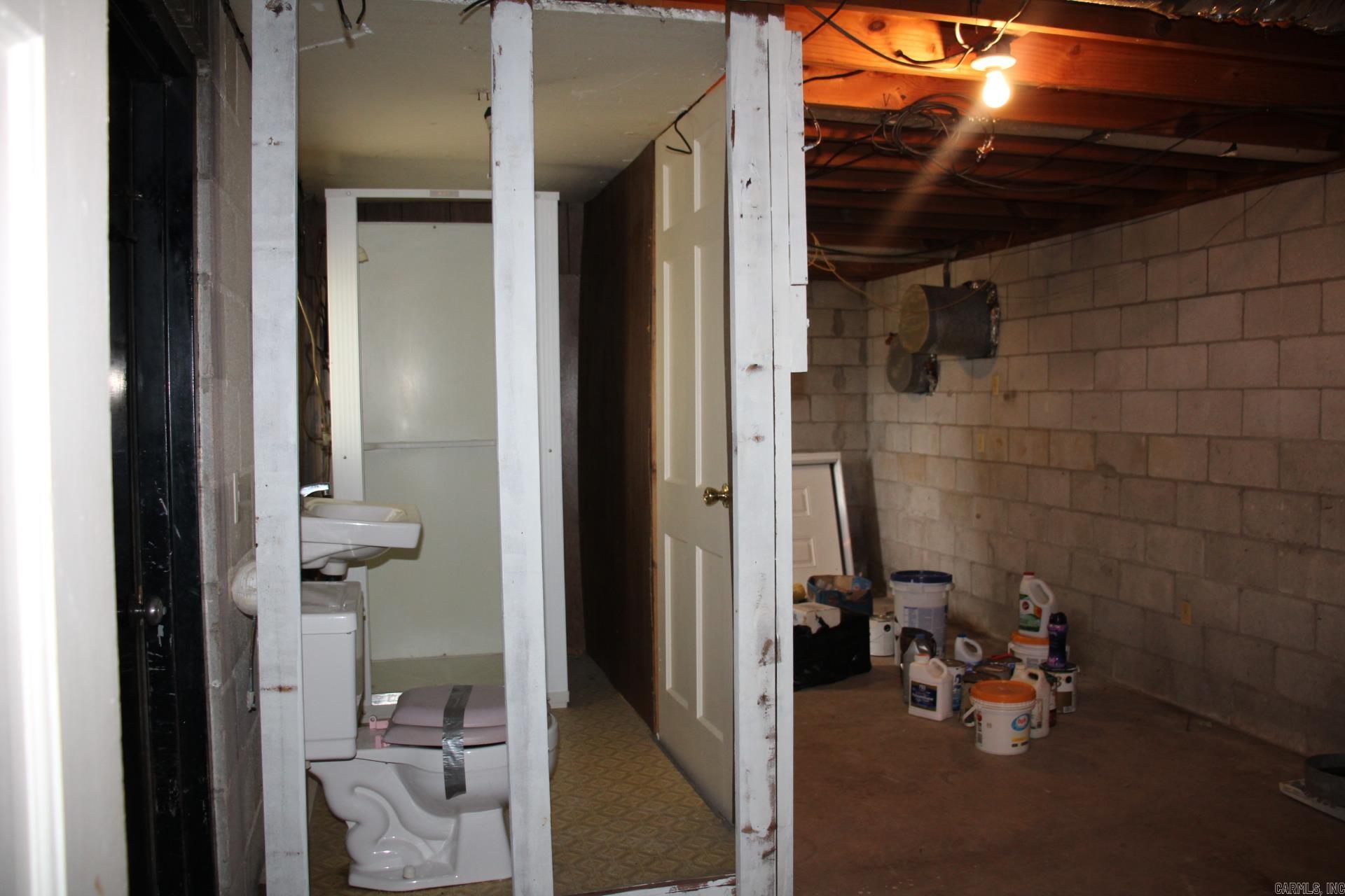402 Canaan Road Property Photo 34