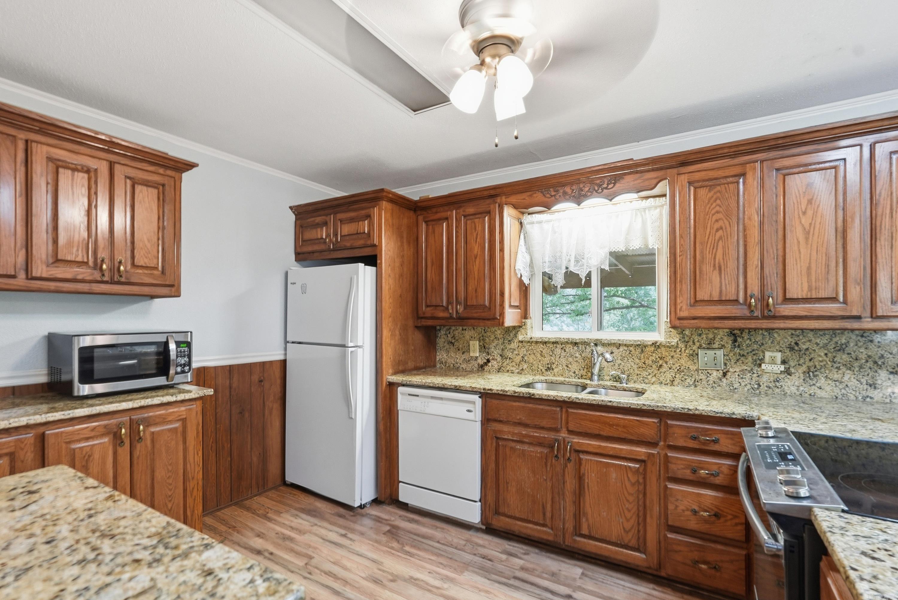 406 Cottonwood Street Property Photo 22