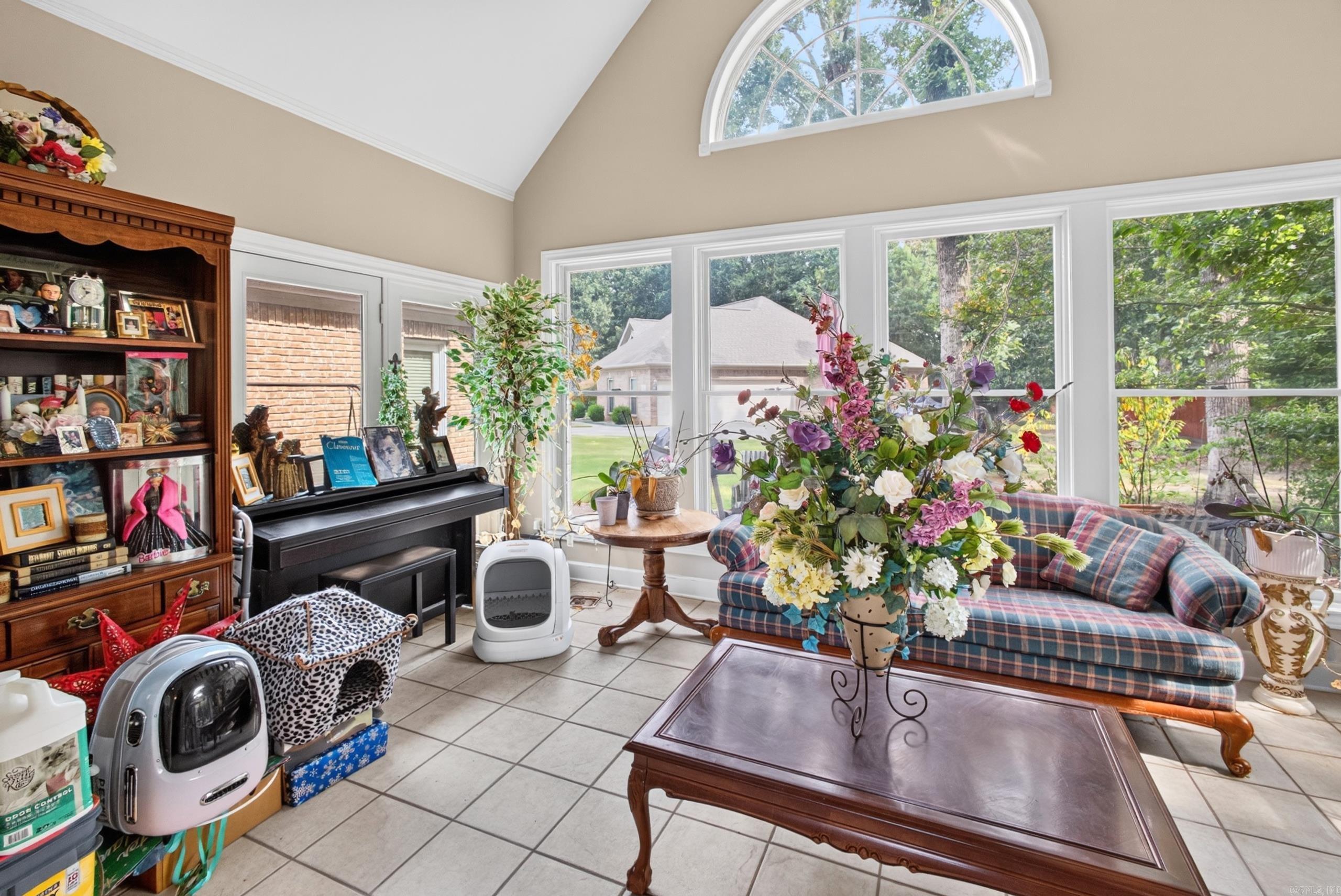 21 Turnberry Drive Property Photo 10