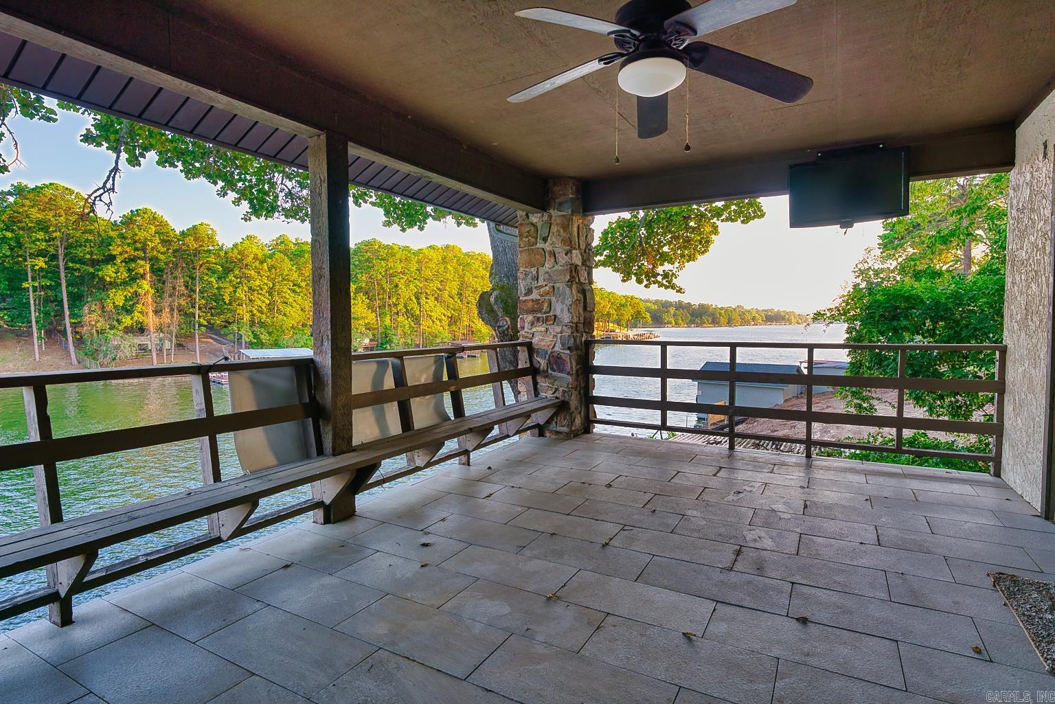 1143 Twin Points Road Property Photo 3