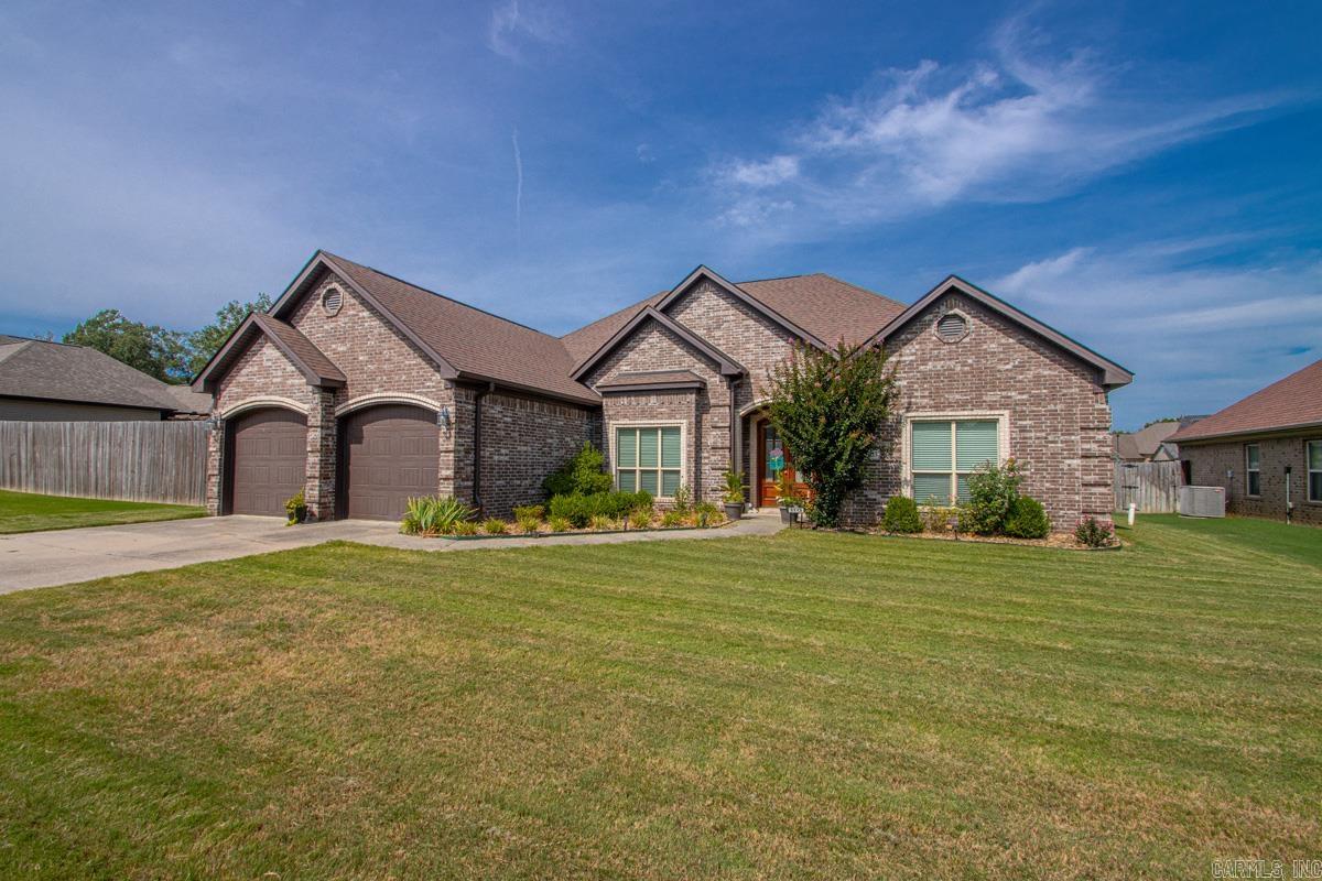 3113 Dapple Gray Property Photo 1