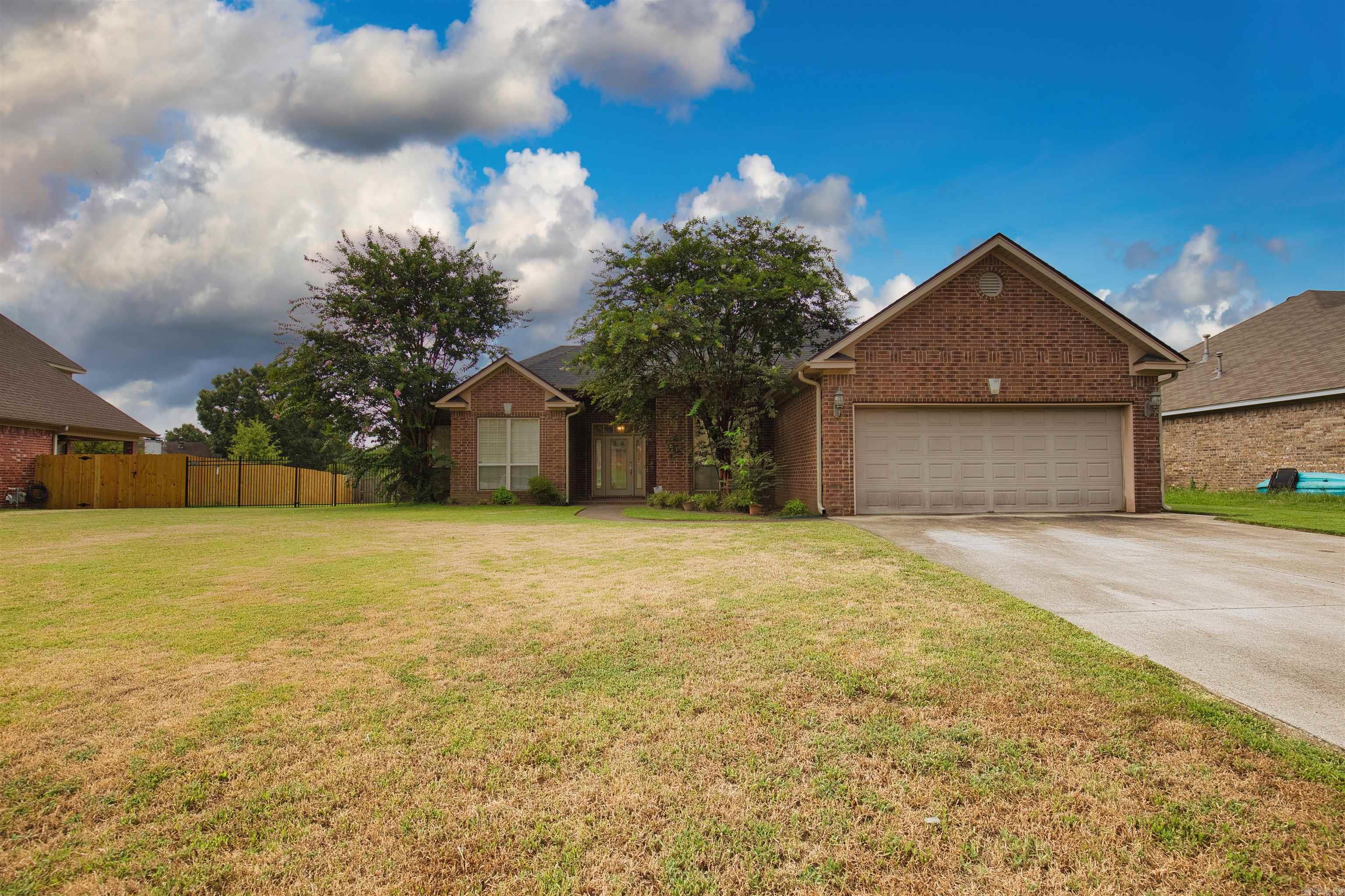 165 Pumice Dr Property Photo 1