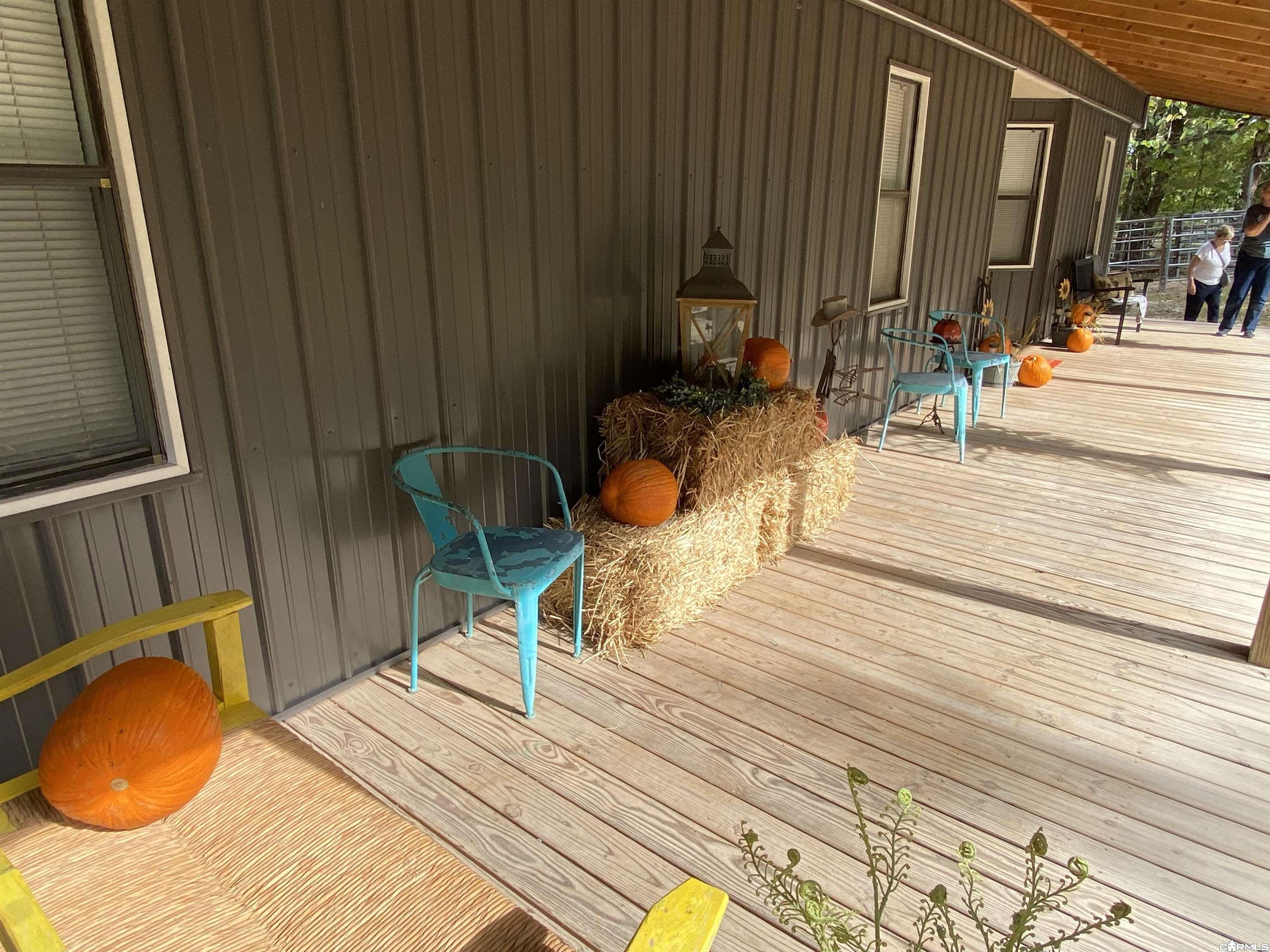 704 Osborne Road Property Photo 3