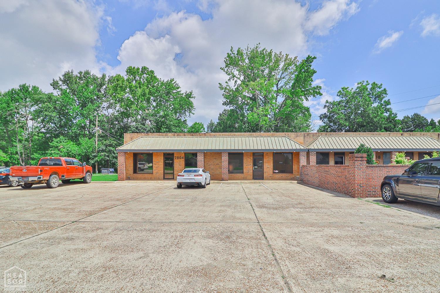 2804 E Matthews B Property Photo 4
