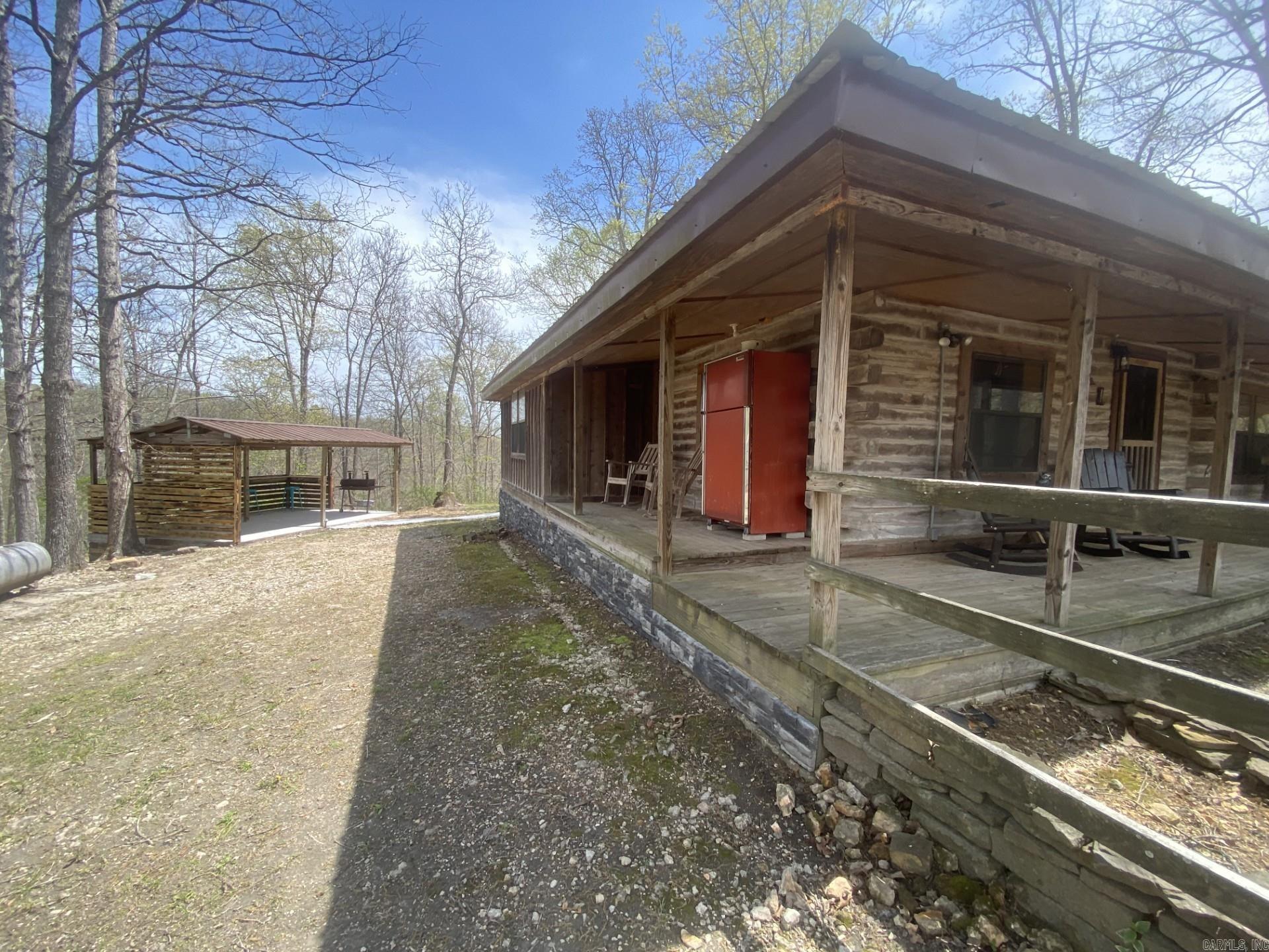 237 Pride And Joy Lane Property Photo 4
