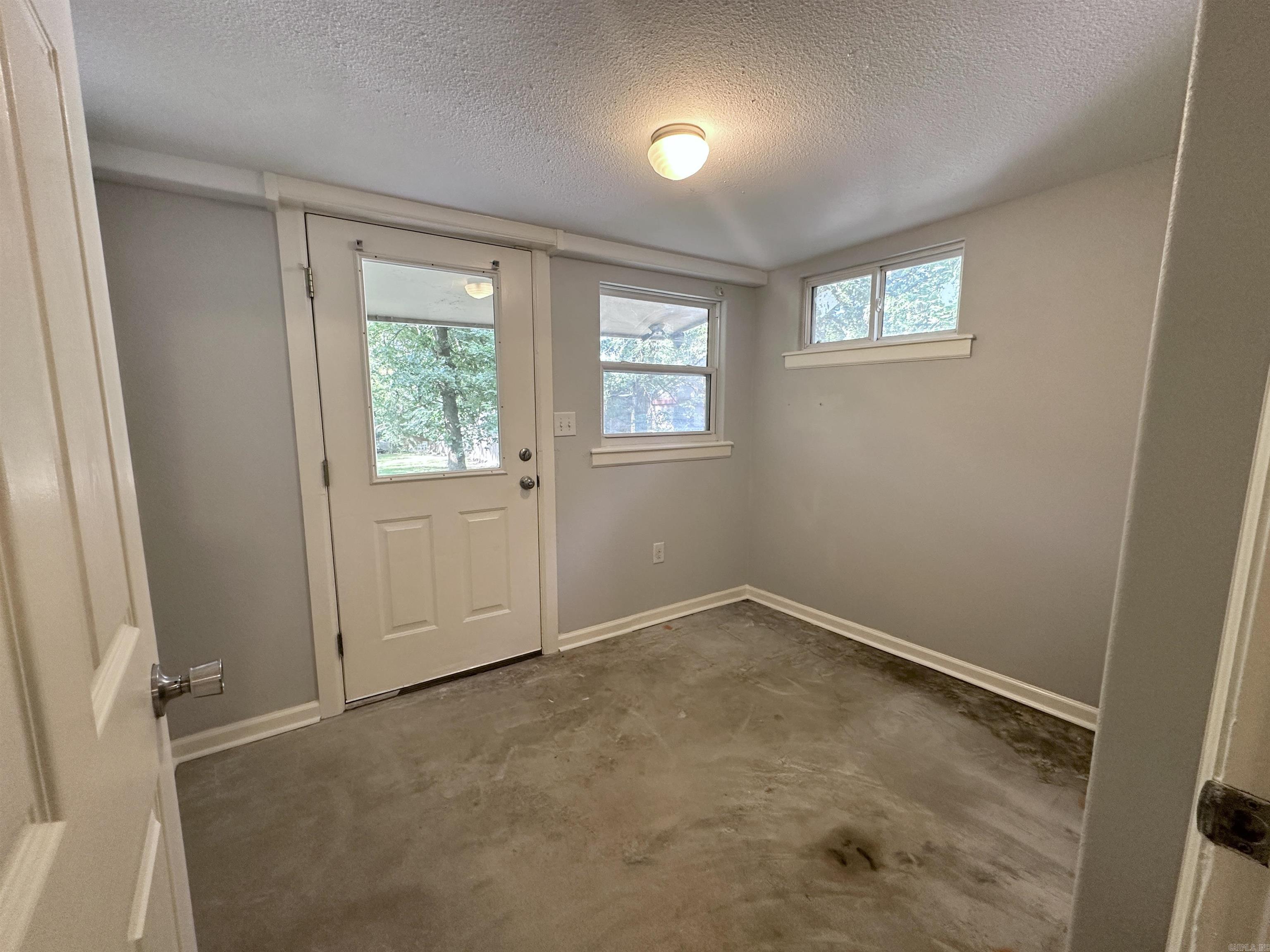 1715 Hobson Avenue Property Photo 13