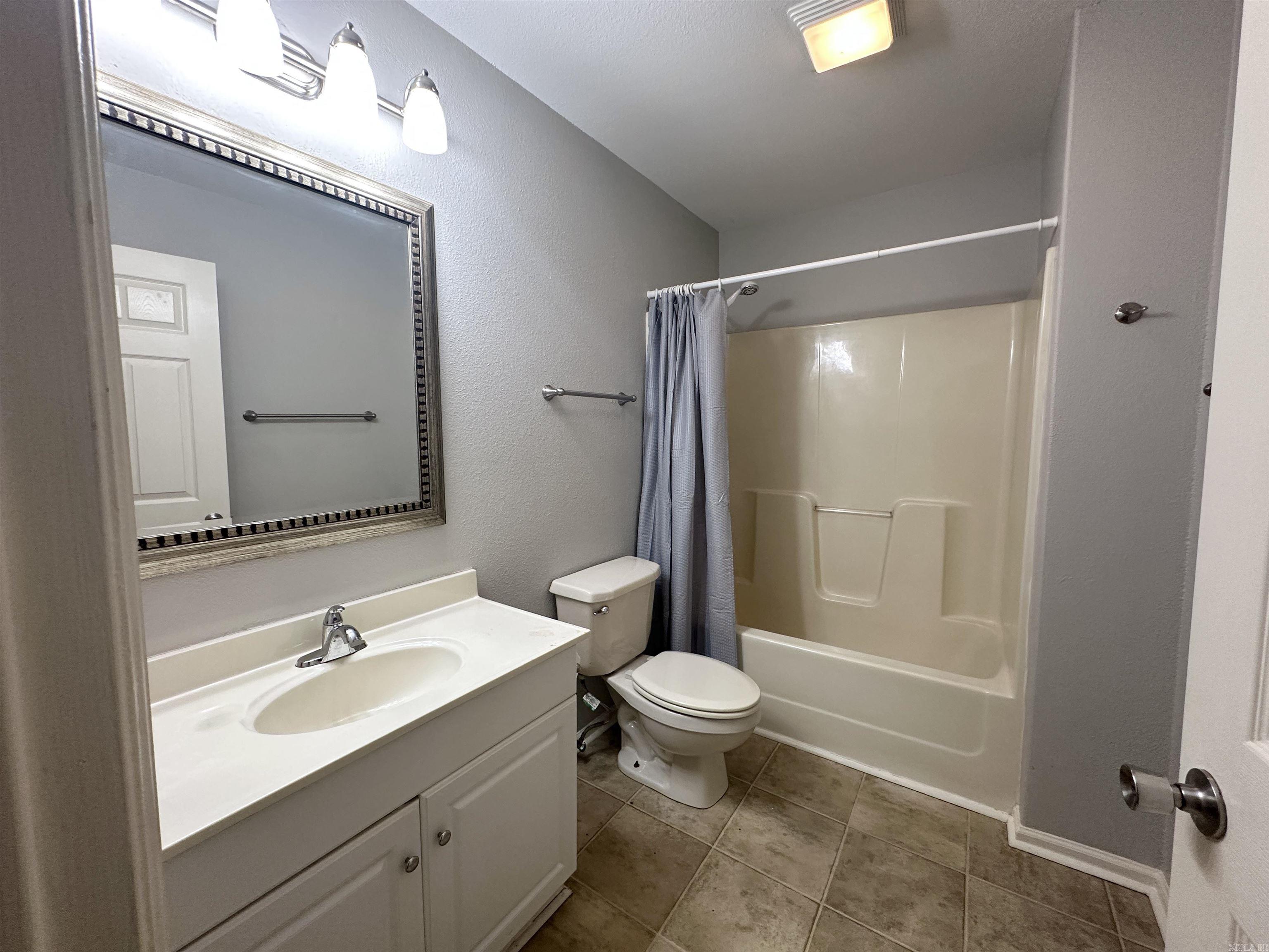 1715 Hobson Avenue Property Photo 23