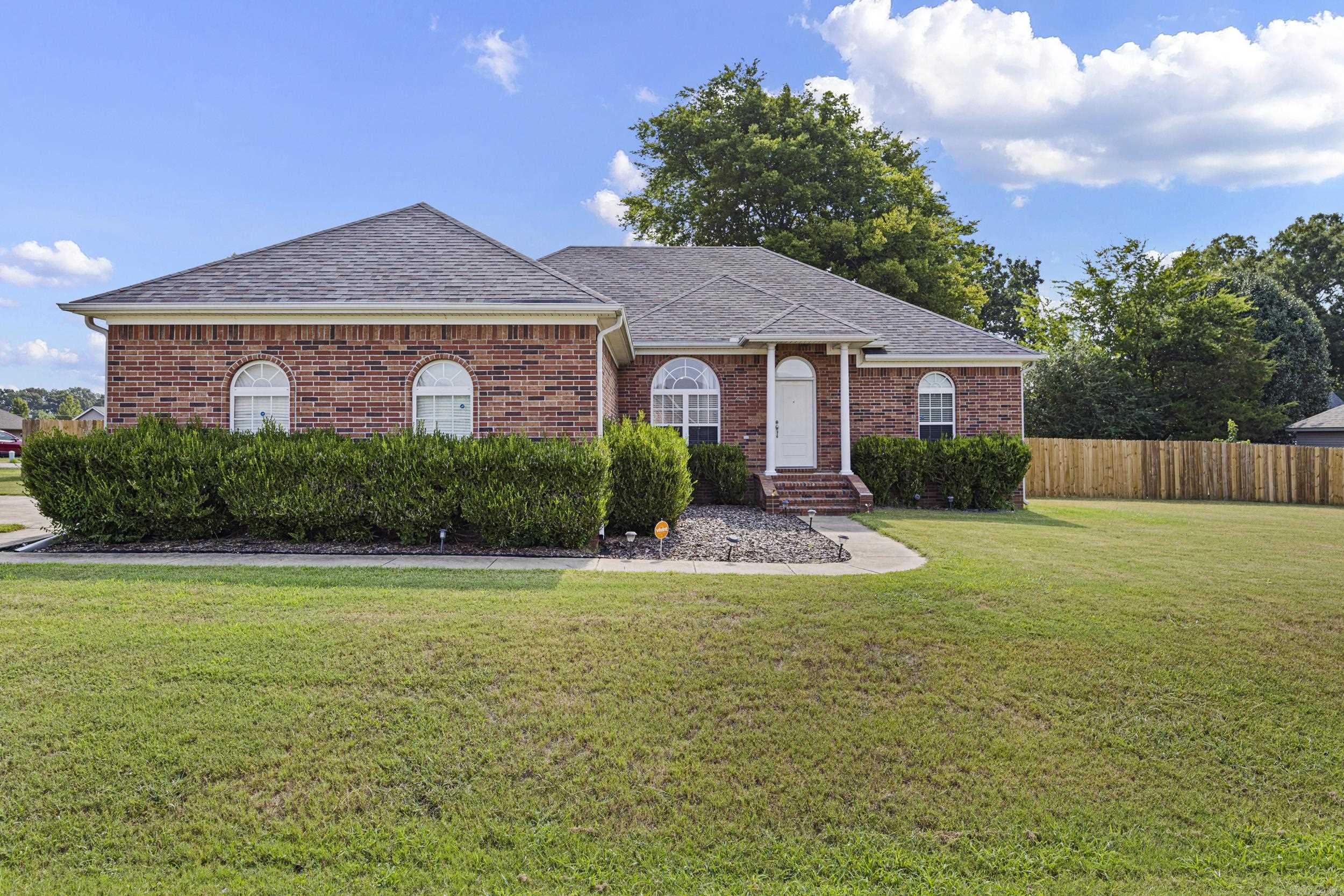 15 Joshua Cir Property Photo 1